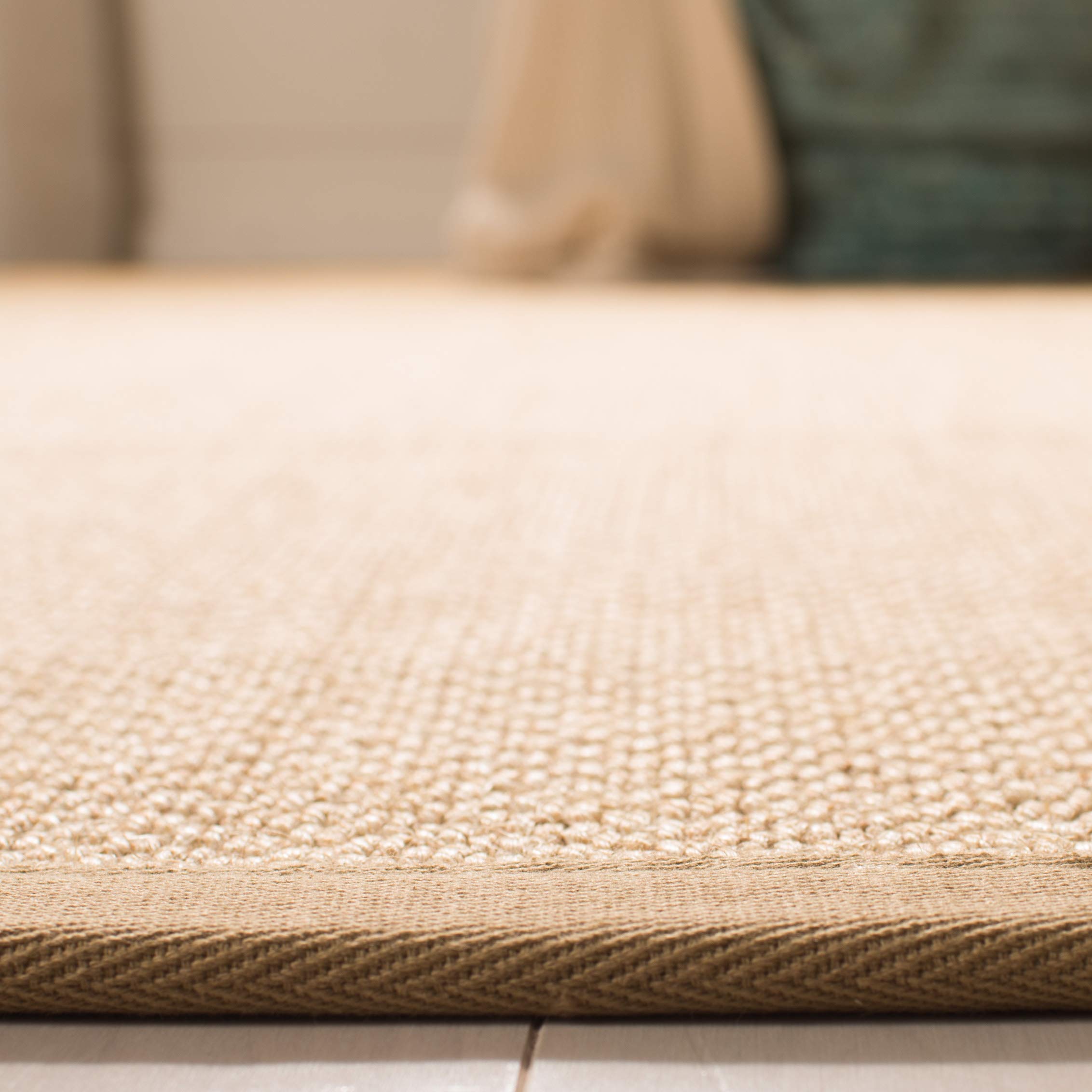 SAFAVIEH Natural Fiber Collection 10' Round Area Rug - Maize & Linen with Sisal Border, Easy Care Indoor Rug for High Traffic Areas | Perfect for Living Room, Bedroom, Dining Room & Home Decor (NF141B)