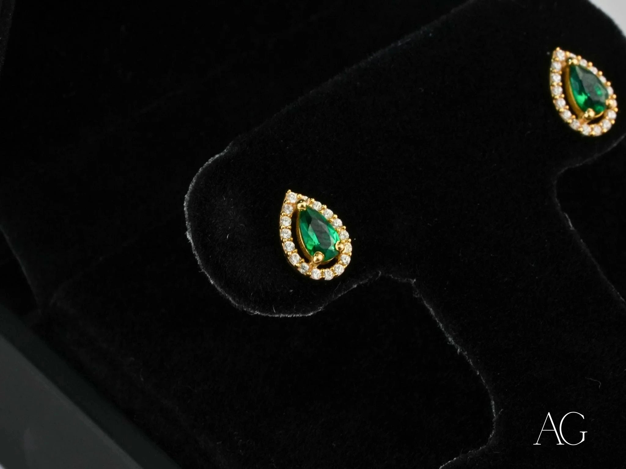 18K Gold Emerald Halo Green Cubic Zirconia Stud Earrings for Women - Elegant Gift for Birthday, Anniversary & Special Occasions