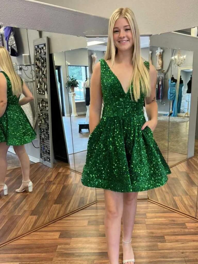 Sparkling Green Sequins V-Neck Homecoming Dress for Women - Elegant Short Wedding Guest Dress for Parties, Prom, and Special Occasions
