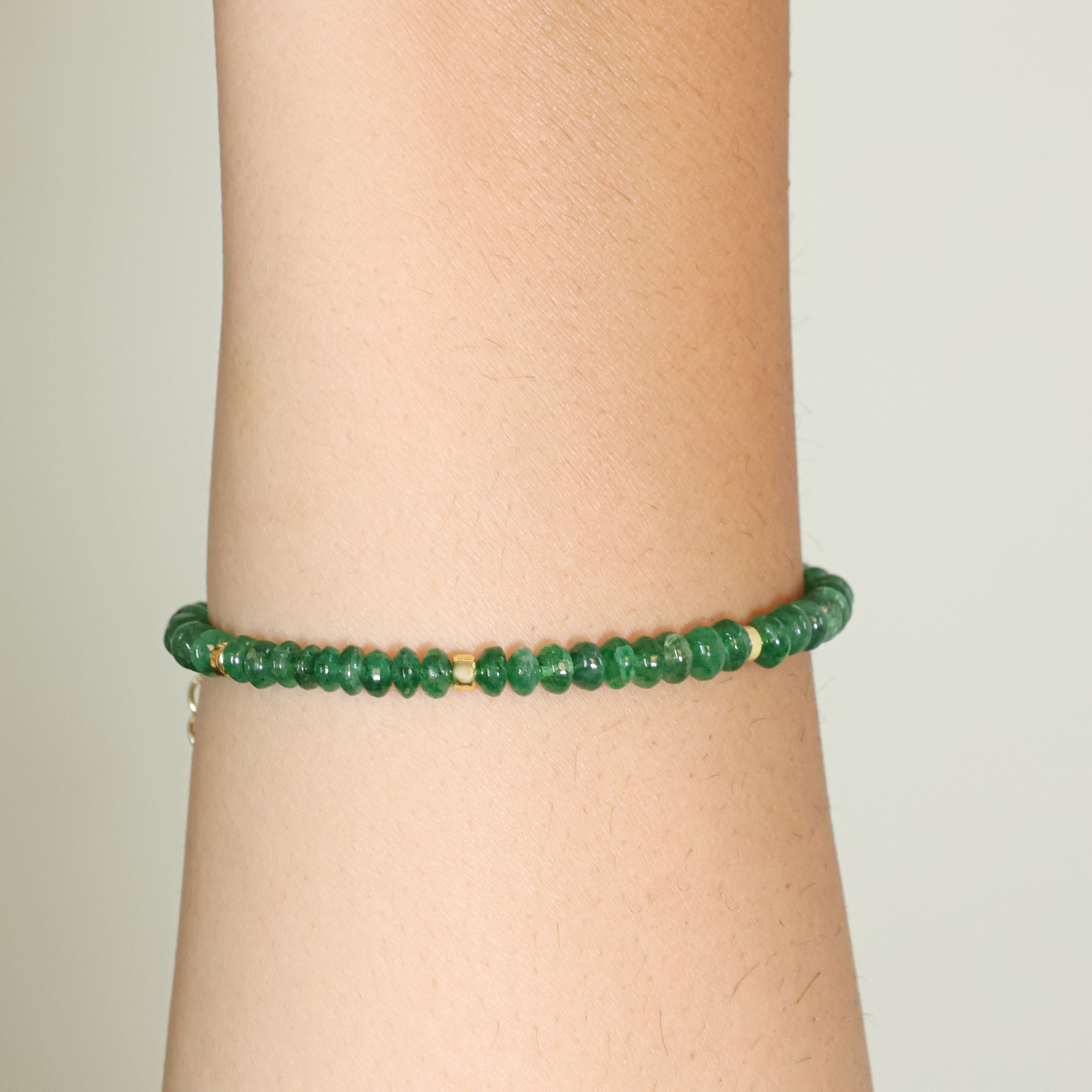 Emerald Smooth Beads Bracelet for Women - Adjustable 6 to 8 Inch - Elegant Jewelry for Everyday Wear, Parties & Special Occasions