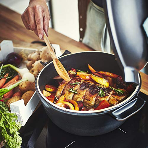 Emile Henry Delight 4L Ceramic Round Dutch Oven in Slate - Premium French Cookware for Baking, Roasting & Slow Cooking - Perfect for Soups, Stews & Bread Making