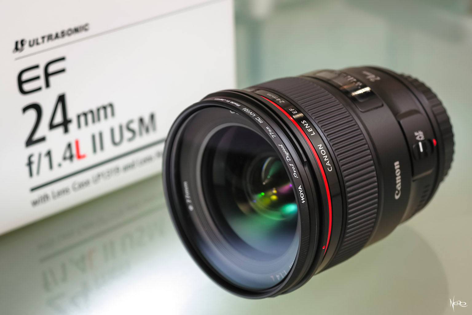 Canon EF 24mm f/1.4L II USM Wide Angle Lens for Photography - Perfect for Low Light, Landscape & Portrait Shooting