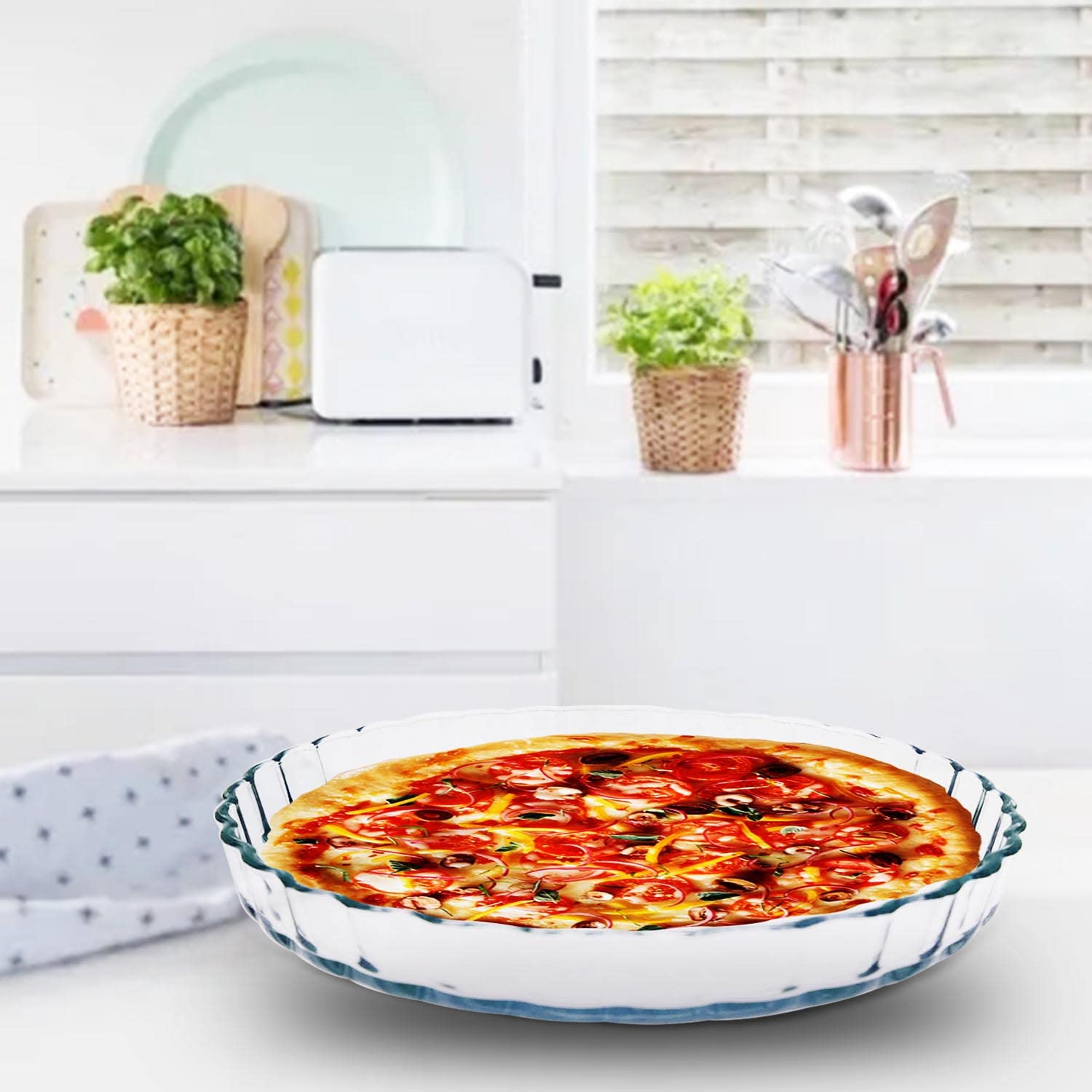 2.2 Quart Clear Glass Baking Dish for Oven - Round Bakeware & Casserole Pan for Cooking, Baking Cakes, Lasagna & Dinner - Perfect for Holiday Meals, Potlucks & Family Gatherings