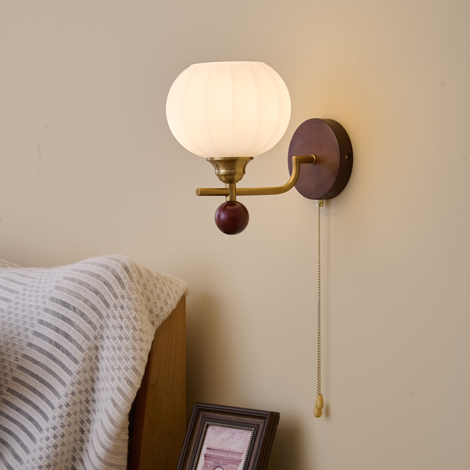 Lumea Crest Wall Lamp - Modern LED Sconce Light Fixture for Bedroom, Living Room, Hallway - Dimmable Indoor Wall Lighting for Home Decor