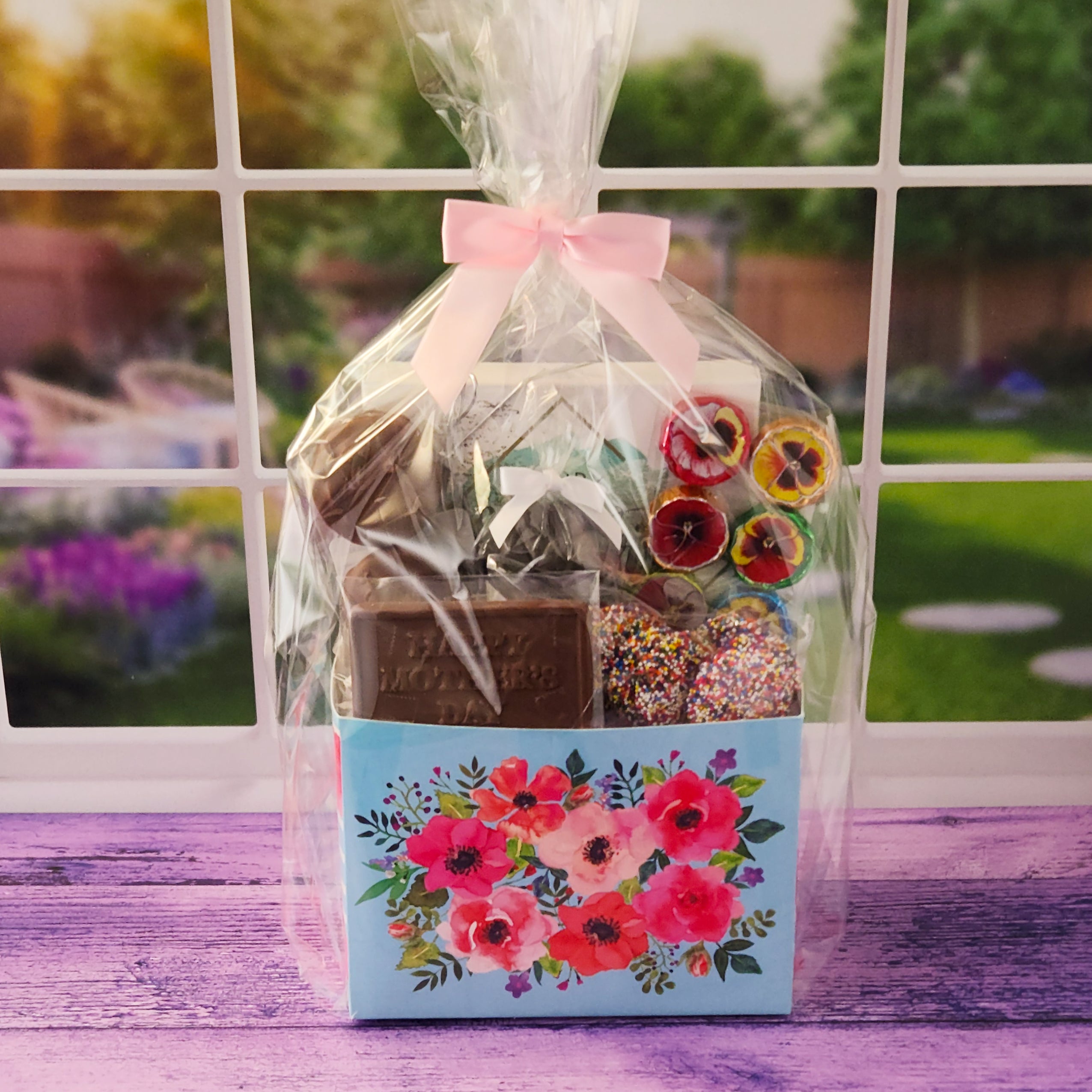 Best Happy Mother's Day Gift Basket - Luxury Spa & Gourmet Gift Set for Mom - Perfect for Birthday, Anniversary & Special Occasions