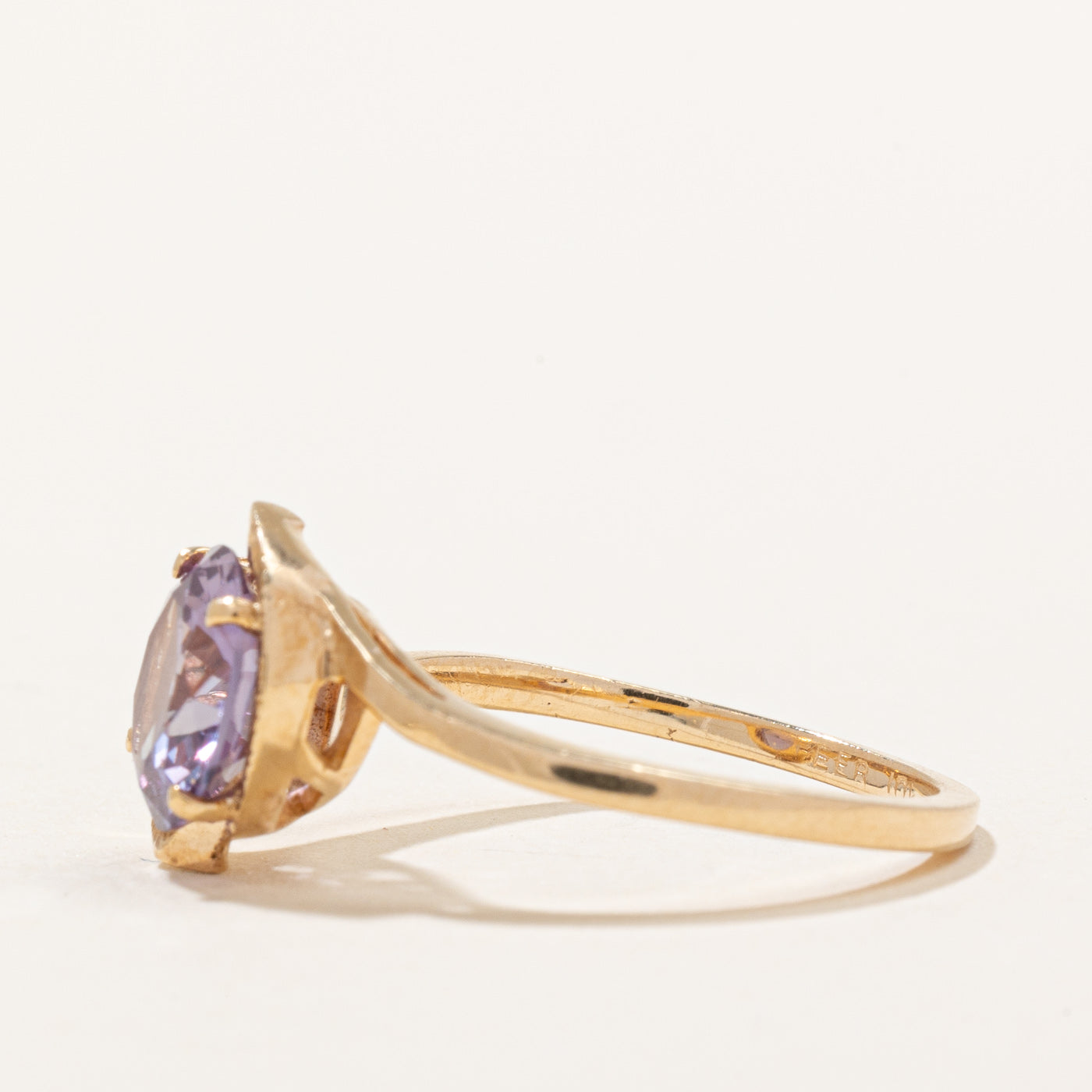 2.00ct Synthetic Color Changing Sapphire Ring - Size 6.5 | Lab-Created Gemstone Jewelry for Engagement, Anniversary & Special Occasions