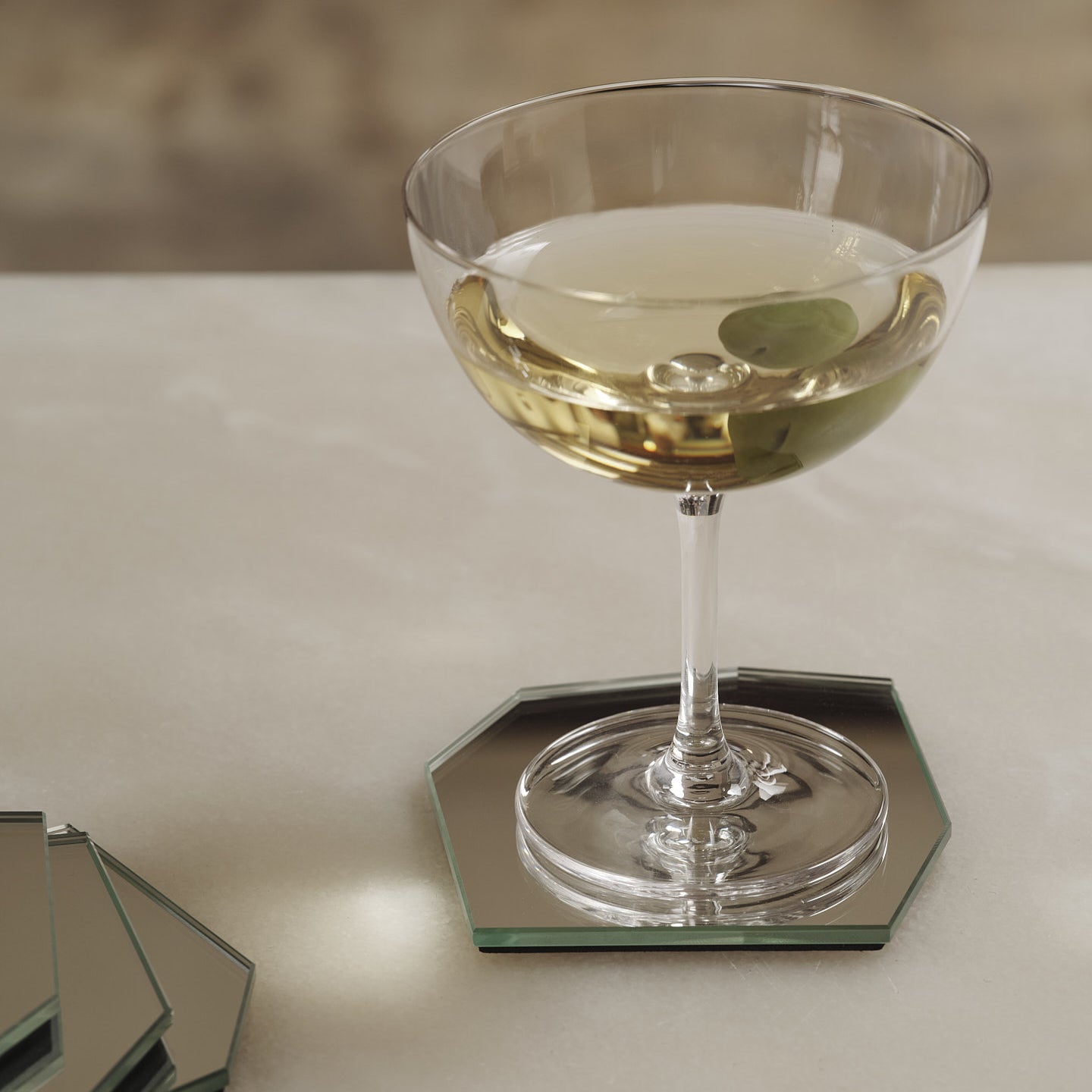 Premium Cocktail Glasses Set of 2 - Crystal Clear Barware for Margaritas, Martinis & Mixed Drinks - Perfect for Home Bars, Parties & Romantic Dinners