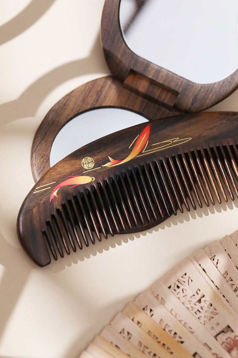 Elegant Mirror & Wooden Comb Set with Koi Fish Design - Perfect for Home Decor, Wedding Gifts & Japanese Style Vanity Accessories