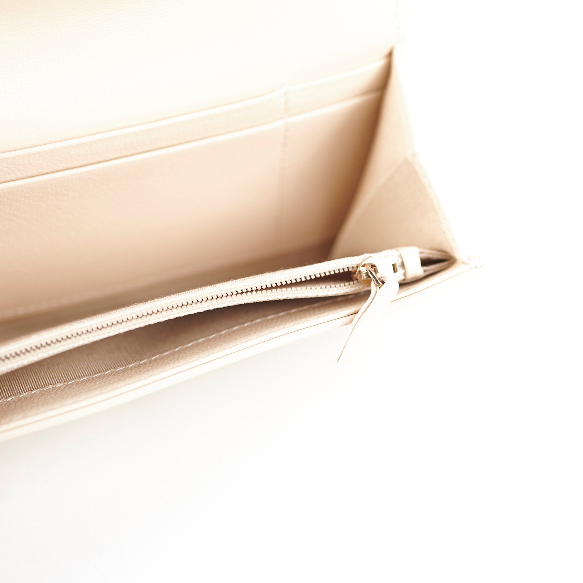 Chanel 19 Long Wallet in Lambskin Leather - Beige Luxury Women's Handbag for Everyday Use & Special Occasions