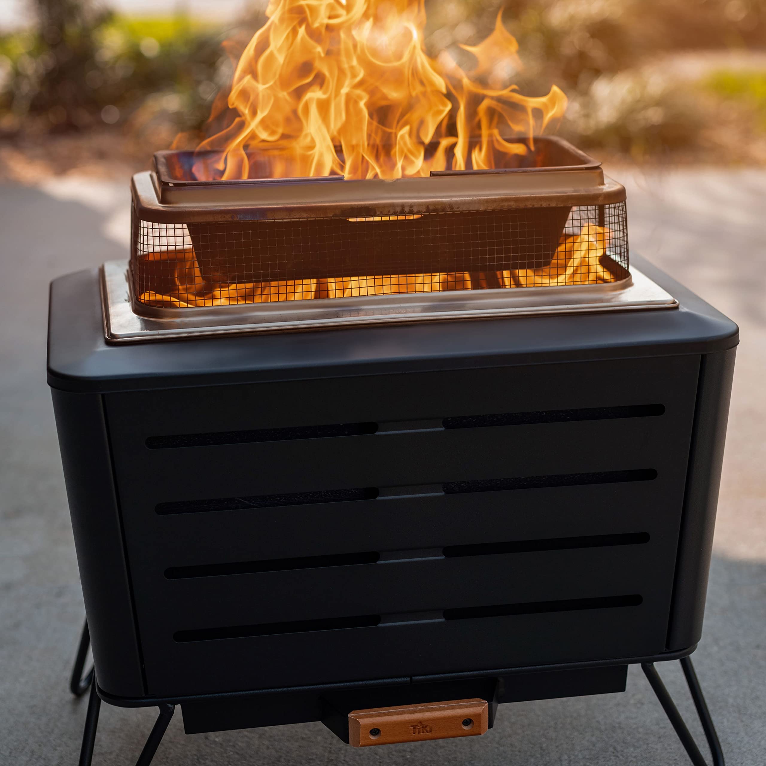 Retreat Fire Pit Heat Deflector & Spark Screen with Poker – Durable Metal Fire Pit Accessories for Outdoor Safety & Even Heat Distribution – Perfect for Camping, Backyard Gatherings & Patio Fire Pits