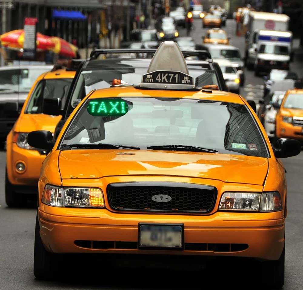YSY 12V Green LED Taxi Cab Light - Windshield Indicator Lamp with Cigarette Lighter Switch for Taxi Sign & Guiding Panel - Perfect for Night Shifts, Ride-Hailing Services & Urban Transportation