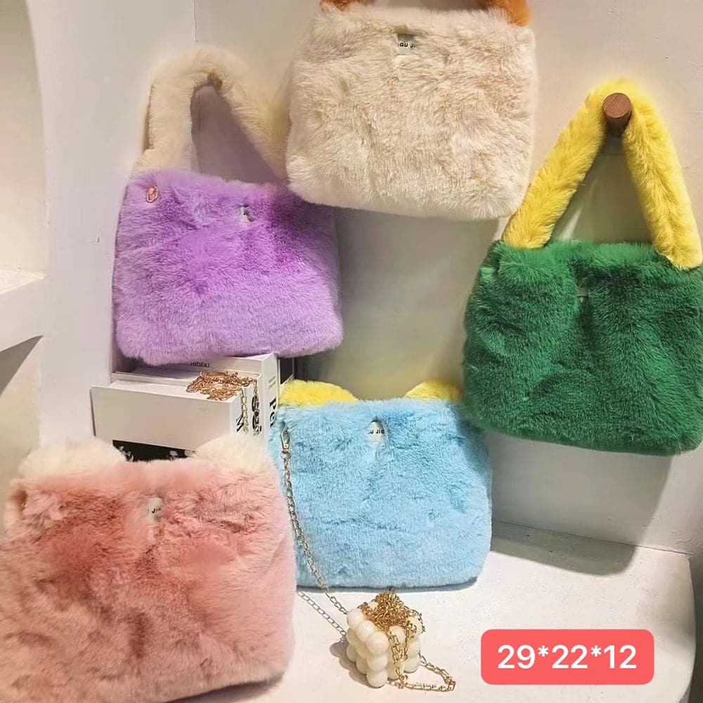 AG Collective Faux Fur Shoulder Crossbody Bag for Women - Fluffy Chain Strap Handbag - Perfect for Winter Fashion, Parties & Everyday Use