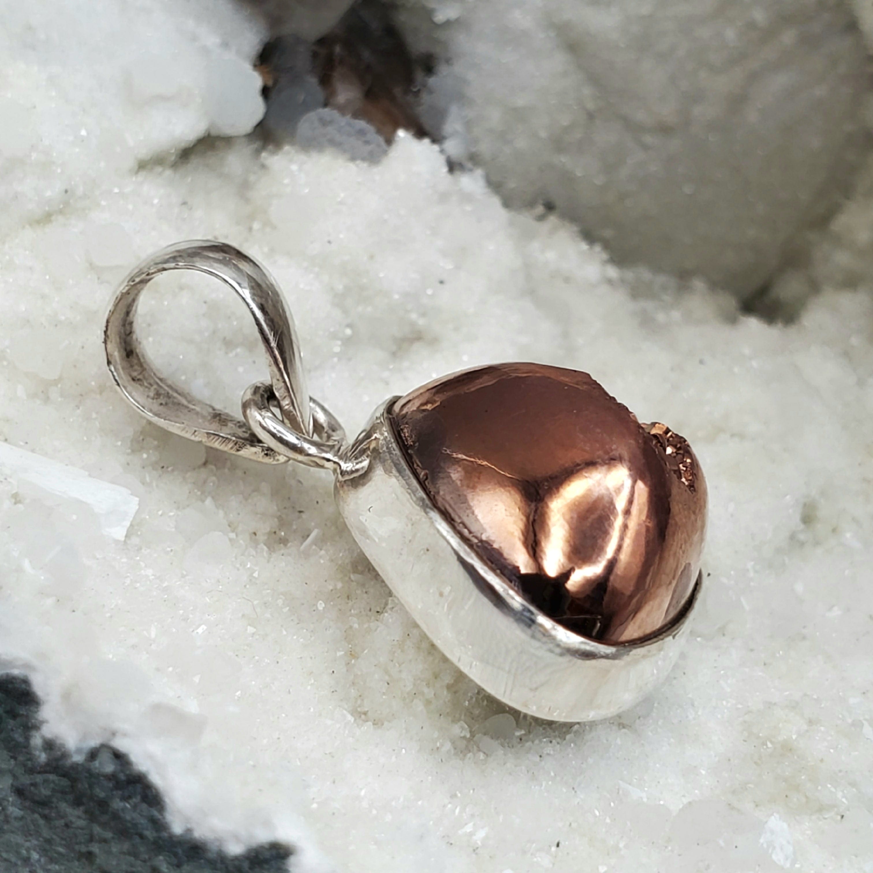 Aura Druzy Pendant Necklace - Natural Stone Crystal Jewelry for Women, Boho Chic Healing Energy Accessory | Perfect for Meditation, Yoga, Spiritual Healing & Everyday Wear