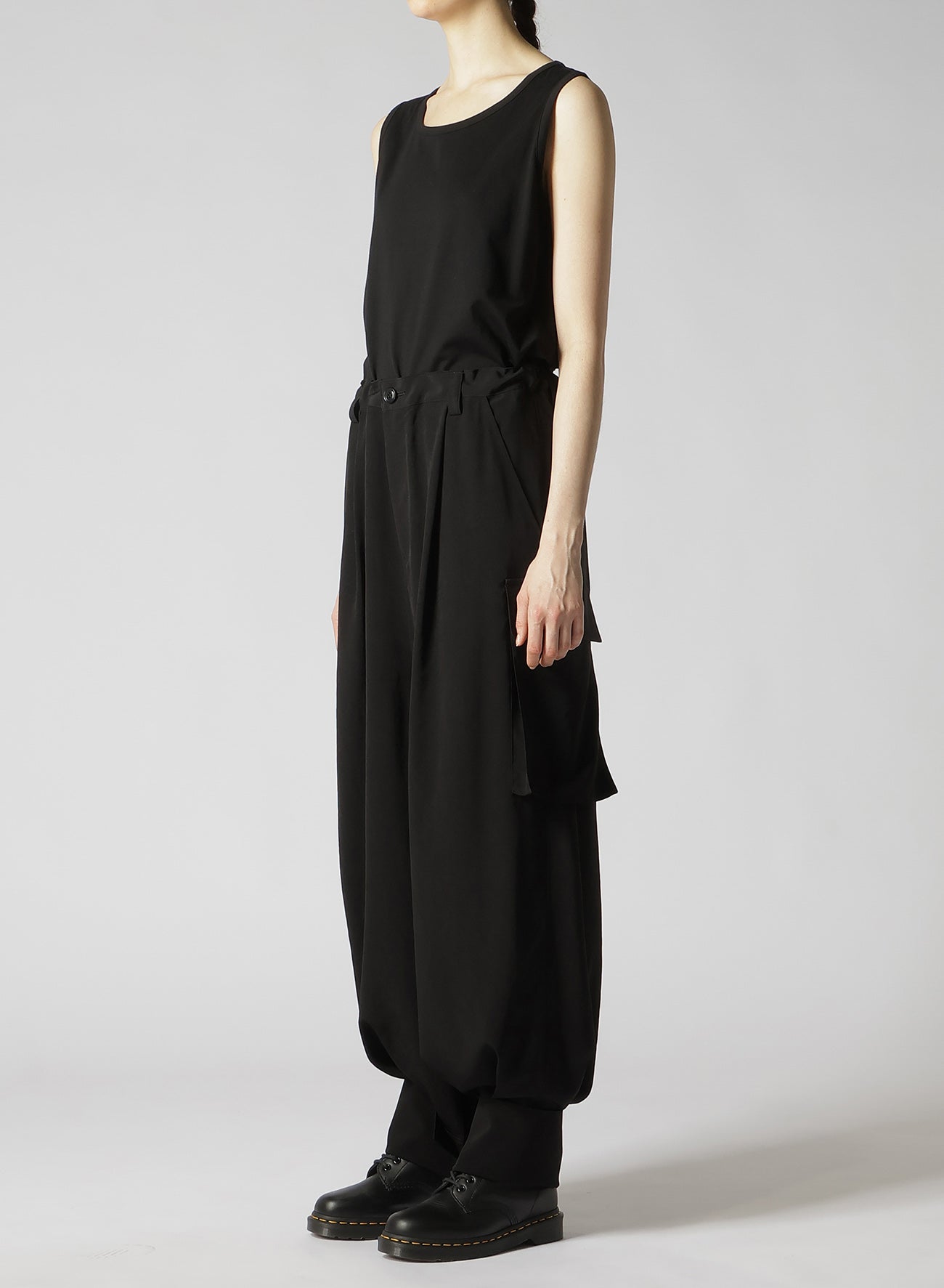 Women's Crepe de Chine Cuffed Hem Cargo Pants - Stylish & Comfortable for Outdoor Adventures, Travel & Casual Wear
