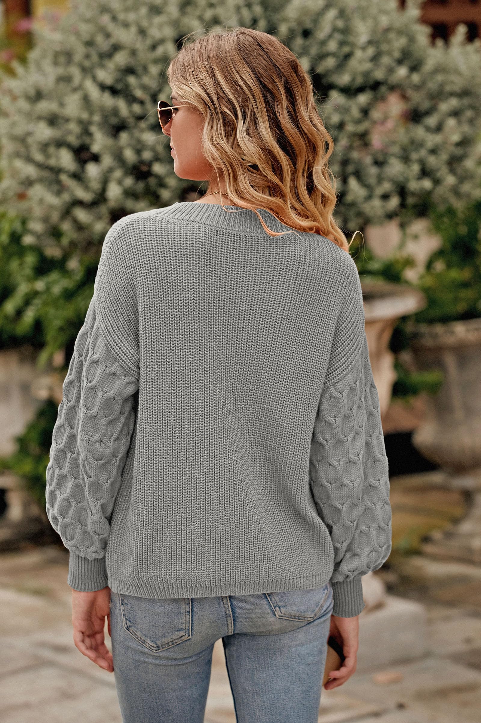 PRETTYGARDEN Women's Chunky Knit Sweater 2025 - Winter Warm Long Sleeve Crewneck Pullover - Casual Loose Fit Jumper Top for Office, Date Night & Holiday Outfits