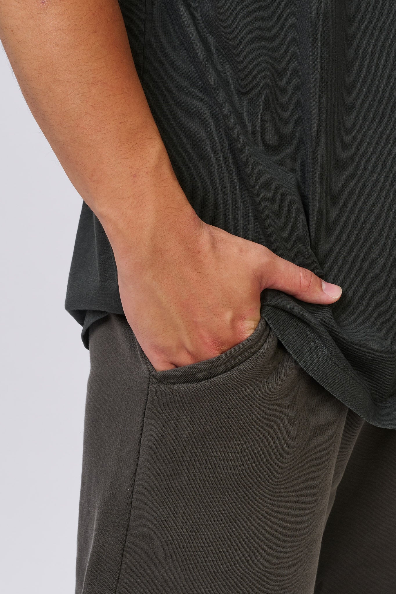 **Easton Fleece Onyx Shorts for Men - Soft & Comfortable Athletic Fleece Shorts - Perfect for Running, Gym & Casual Wear**