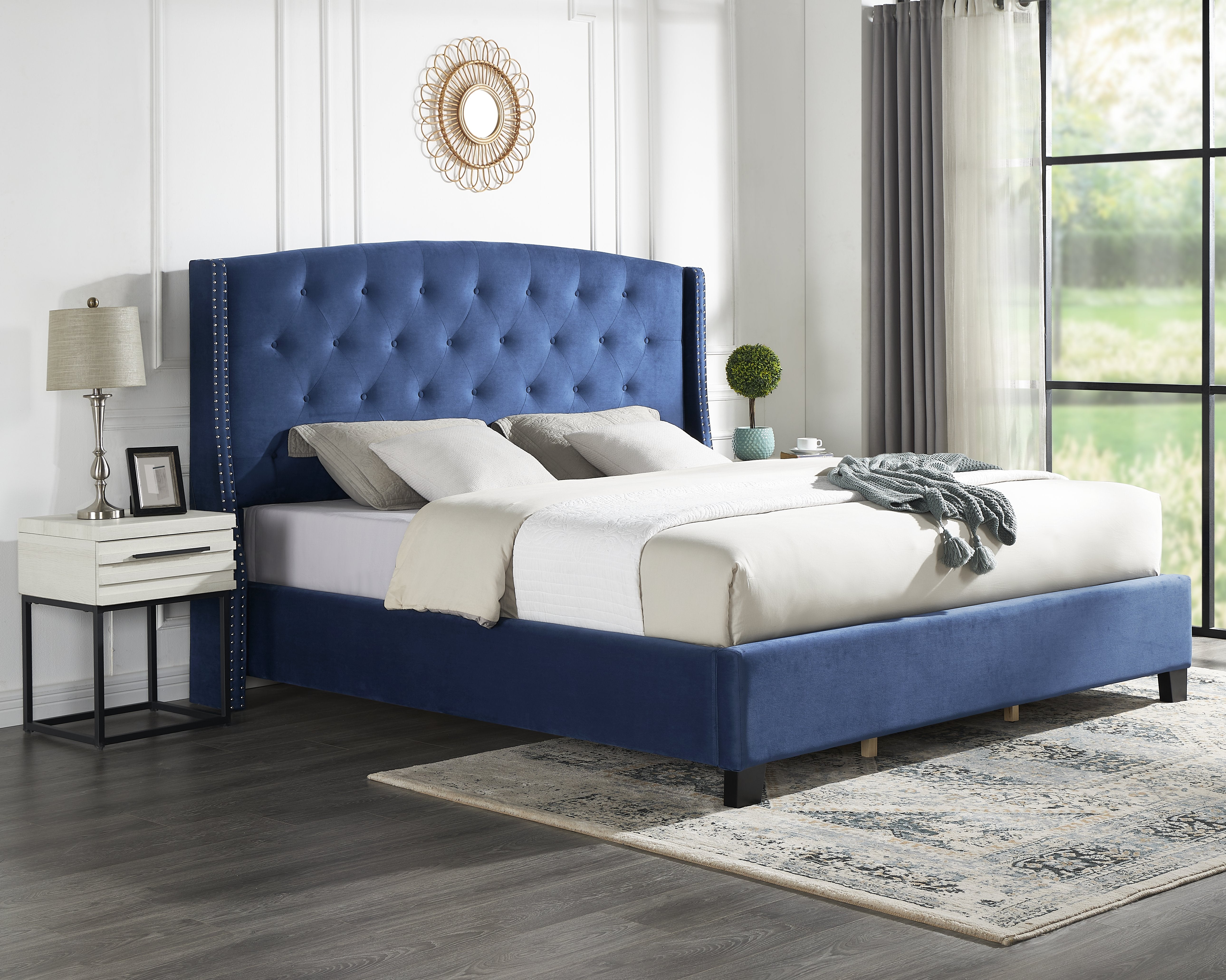 Roundhill Furniture Fentina 3-Piece Upholstered Bedroom Set - Tufted Velvet Wingback Queen Bed with 2 Nightstands for Luxurious Master Bedroom Decor | Perfect for Modern & Classic Home Interiors