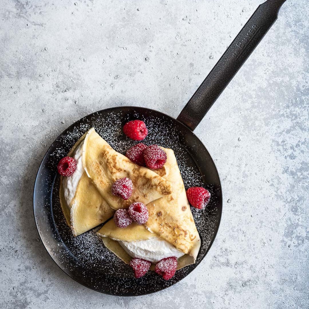 Premium de Buyer Blue Steel Crepe Pan - Professional French Pancake Maker for Home & Restaurant Use - Perfect for Crepes, Pancakes & Tortillas