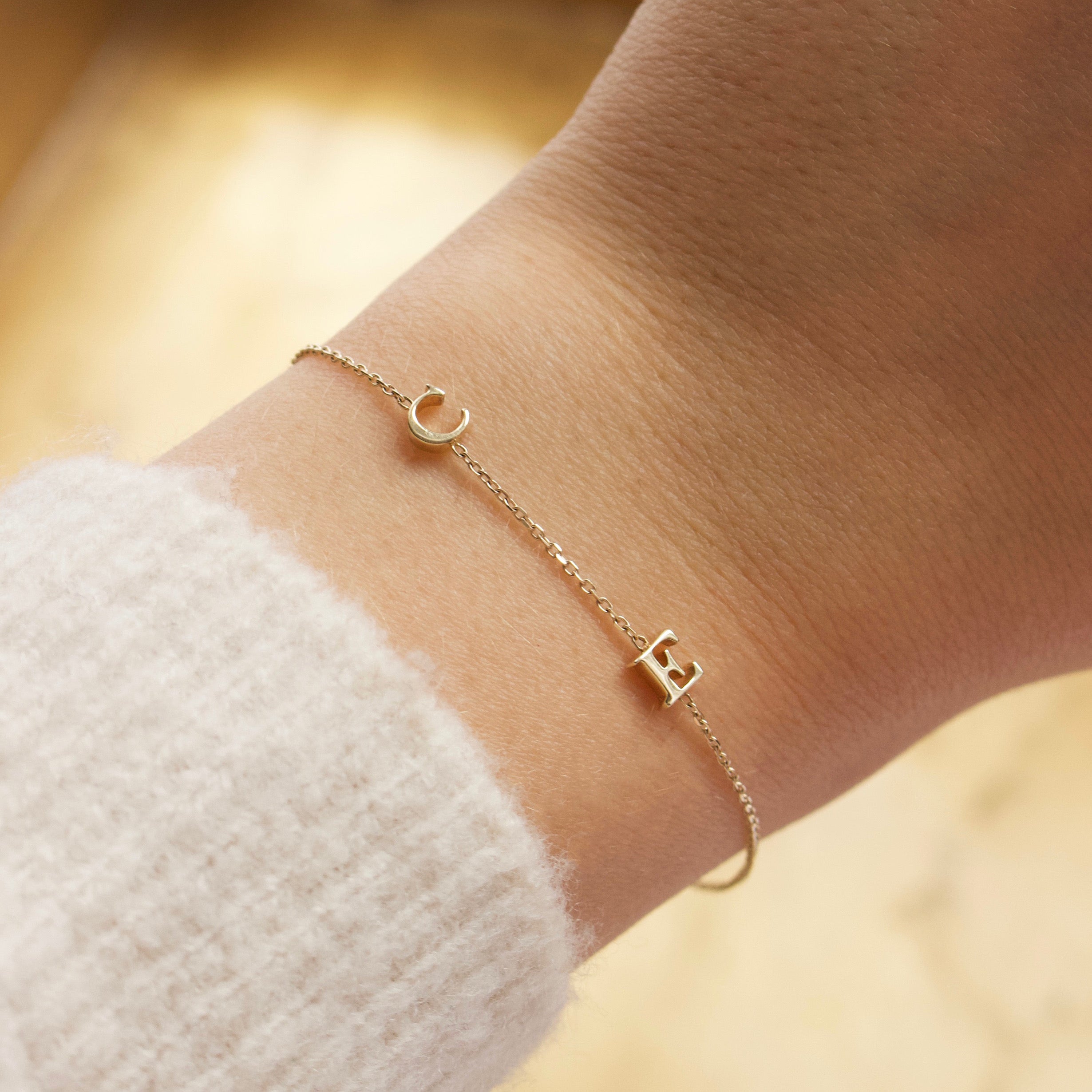 Personalized Initial Bracelet for Women - Custom Name Letter Jewelry Gift for Her - Perfect for Birthdays, Anniversaries & Special Occasions