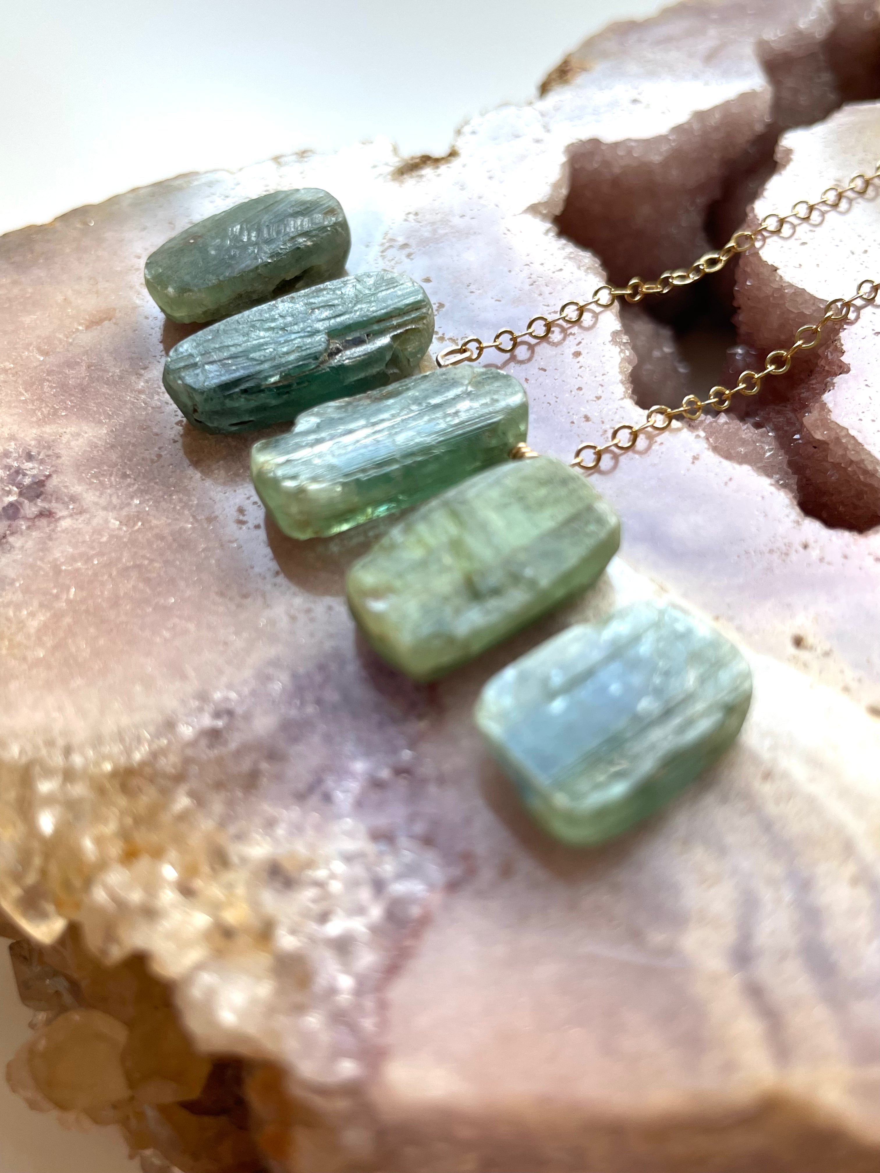 Raw Green Kyanite Crystal Necklace for Women - Natural Healing Stone Jewelry for Chakra Balancing & Energy Cleansing | Perfect for Meditation, Yoga & Spiritual Healing