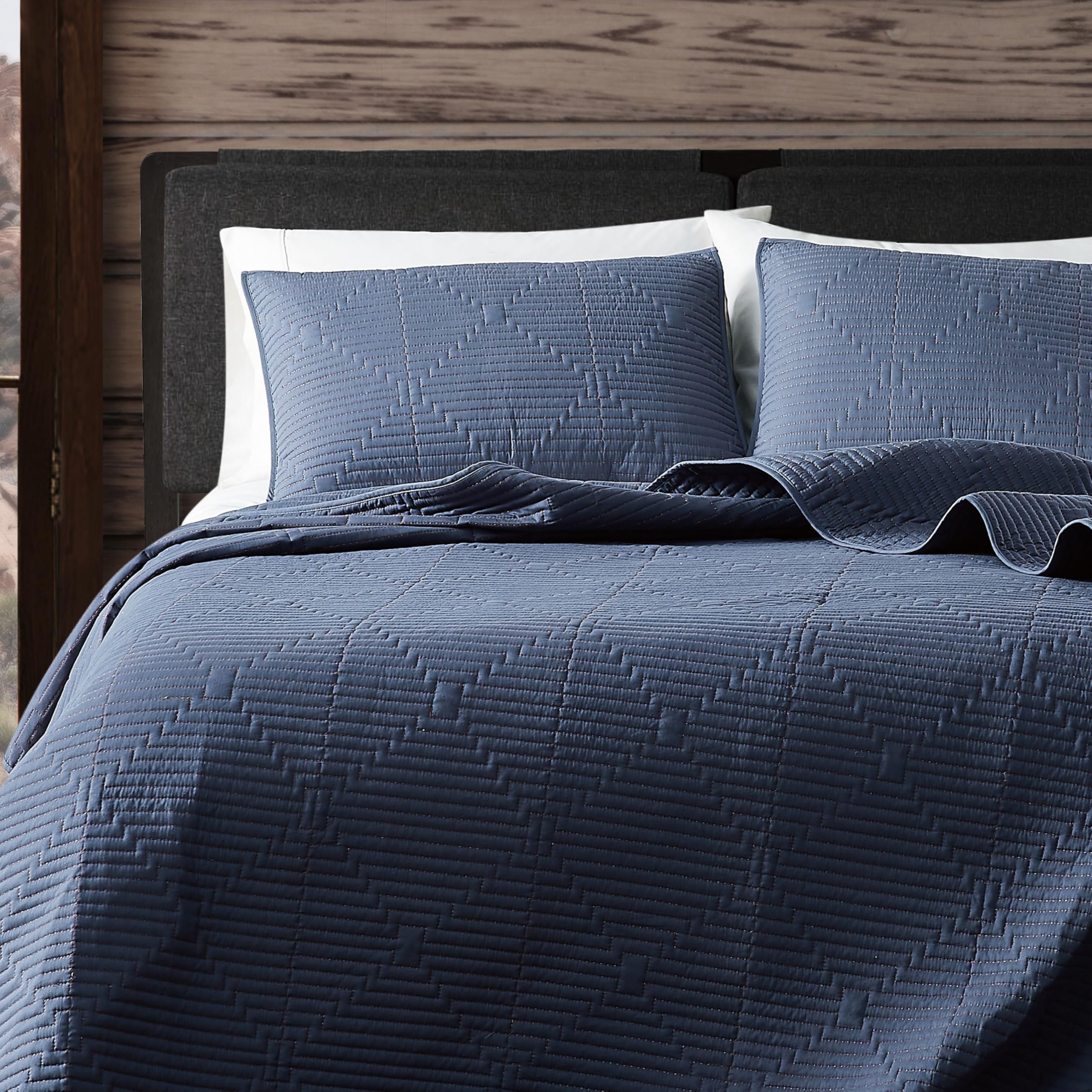 FRYE Ray Pick Stitch Embroidered Blue 3-Piece Full/Queen Quilt Set - Luxury Bedding for Cozy Bedrooms & Guest Rooms