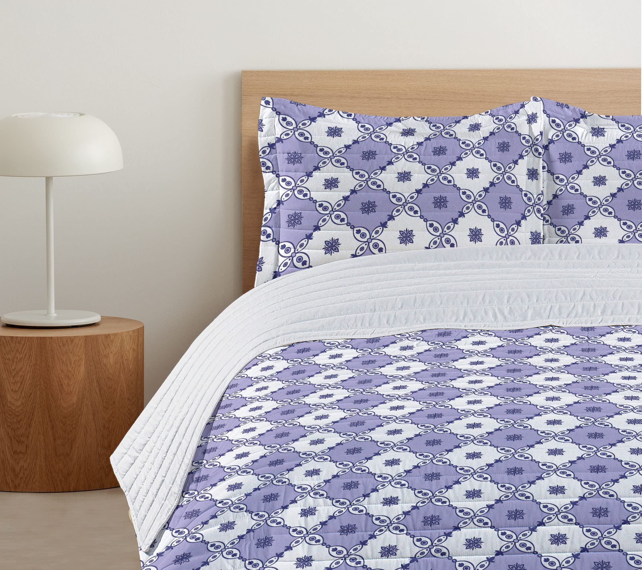Ambesonne Delft Microfiber King Size Bedspread Set - Traditional Dutch Floral Pattern in Lavender Blue & White | Soft Comforter with Pillow Shams | Perfect for Master Bedroom, Guest Room & Cozy Home Decor