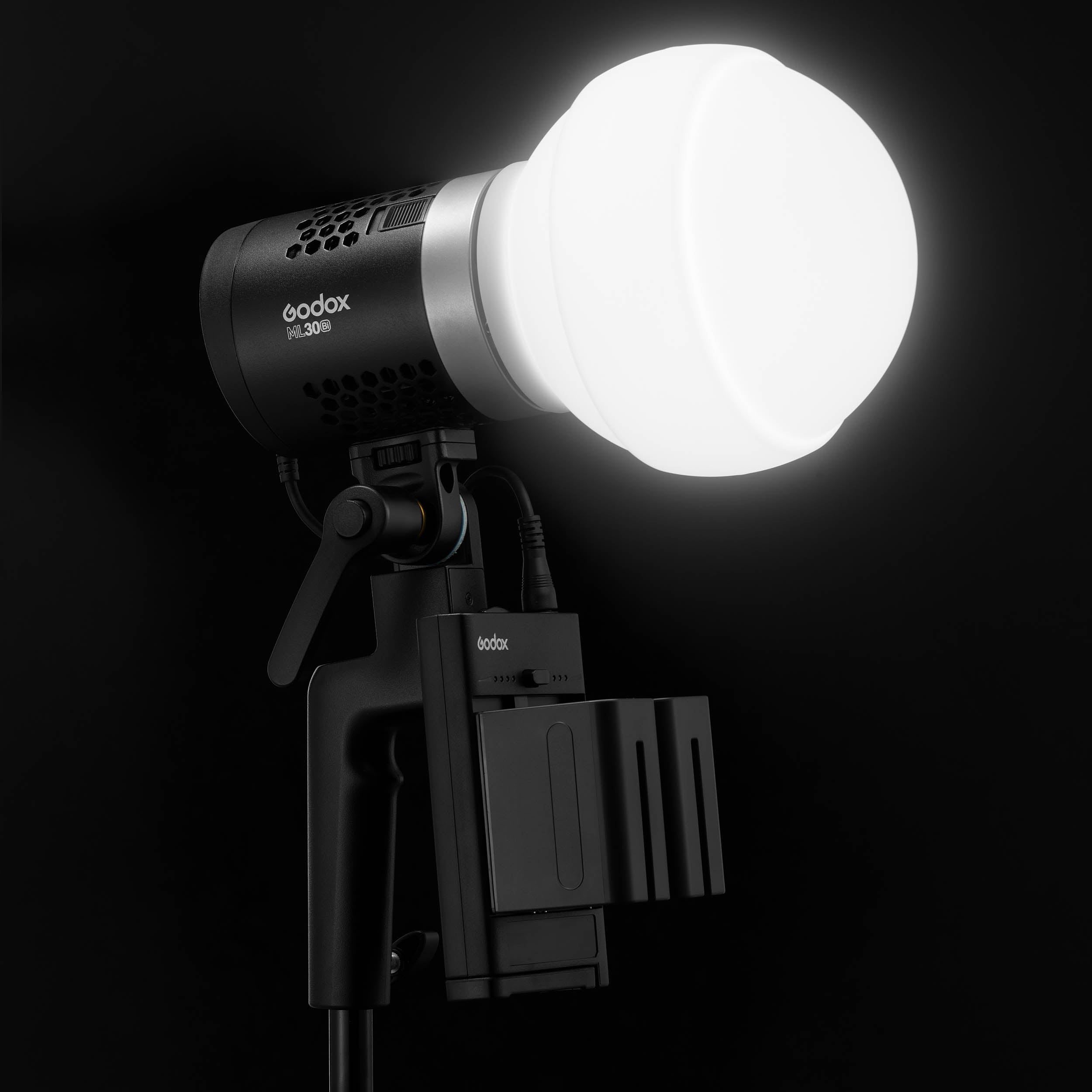 ML CD15 Silicone Rubber Omni-Directional Diffusion Sphere - Professional Lighting Accessory for Photography, Videography & Studio Lighting (Weatherproof & Durable) - Perfect for Soft Light Diffusion in Portraits, Product Shots & Film Sets