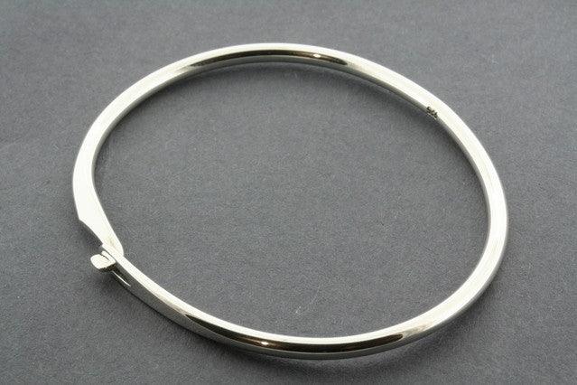 Elegant Narrow Clip Bangle Bracelet for Women - Adjustable Minimalist Cuff for Daily Wear & Special Occasions