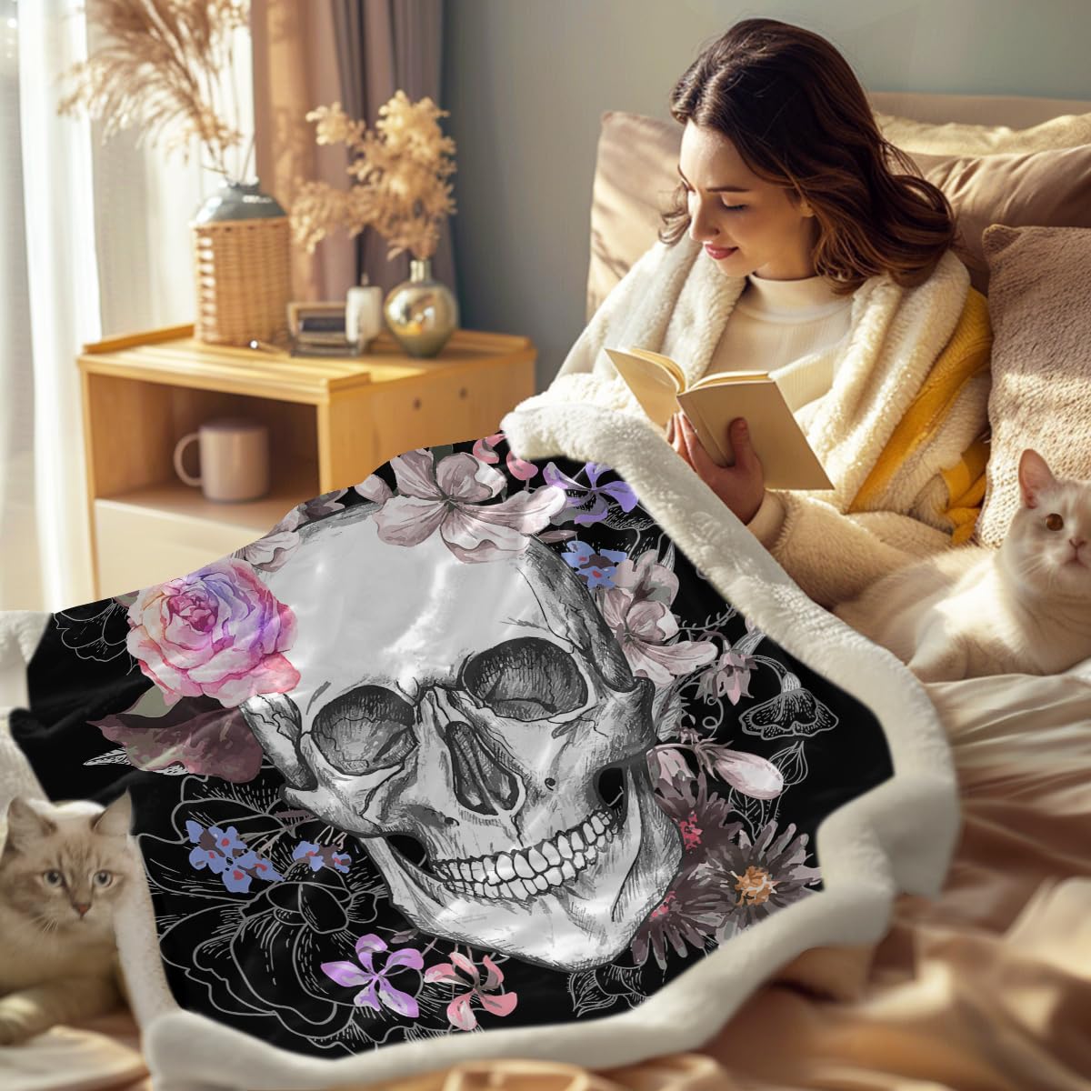 Sleepwish Fleece Throw Blanket - Skull Rose Sherpa Blanket for Women & Girls, Soft Fuzzy Black Pink Flower Blanket for Couch, Bed, Chair - Queen Size 90