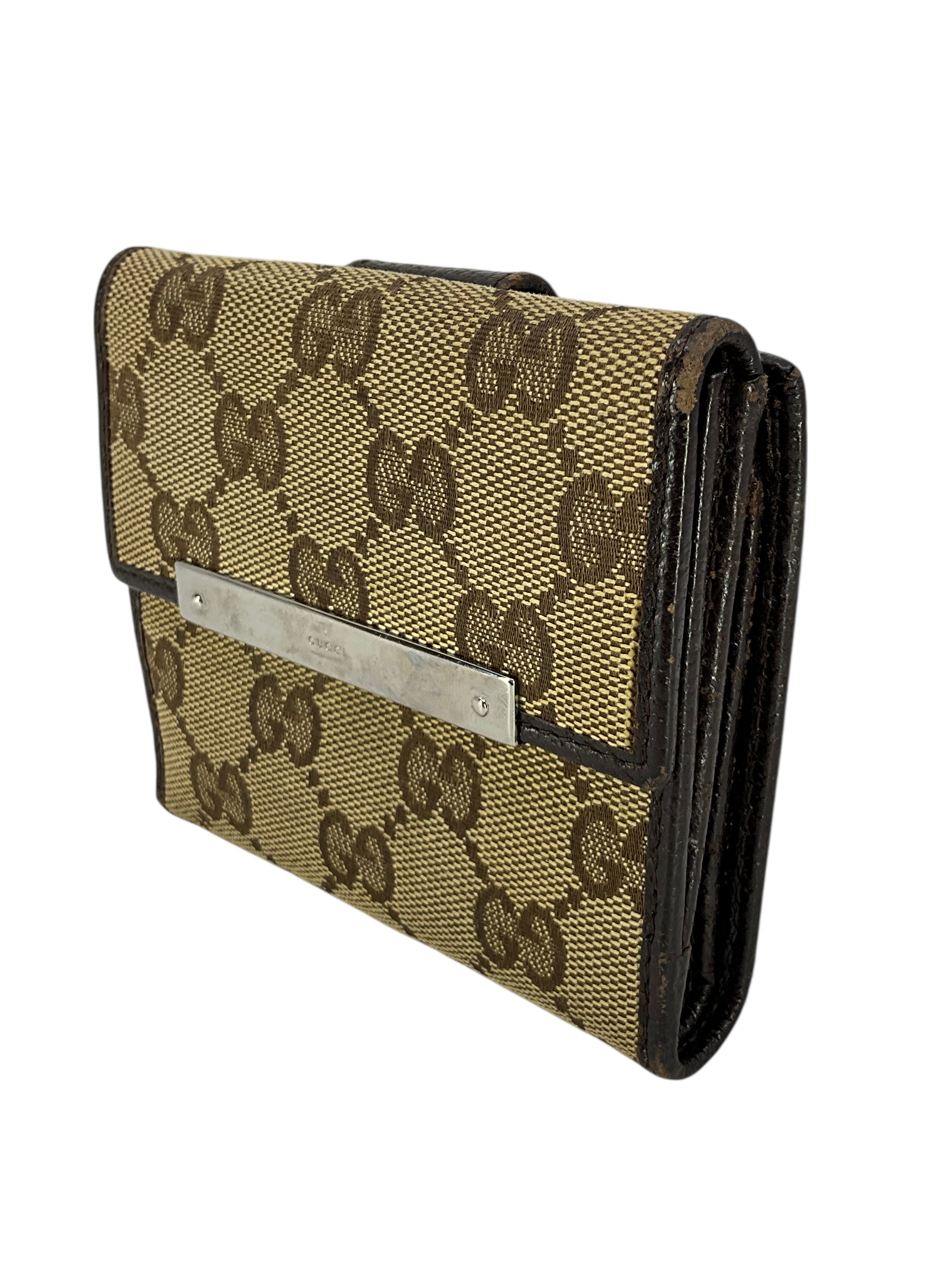 GUCCI GG Monogram Canvas Snap Wallet for Women & Men - Luxury Designer Bifold Wallet with Card Slots & Snap Closure - Perfect for Everyday Use, Travel & Gifting