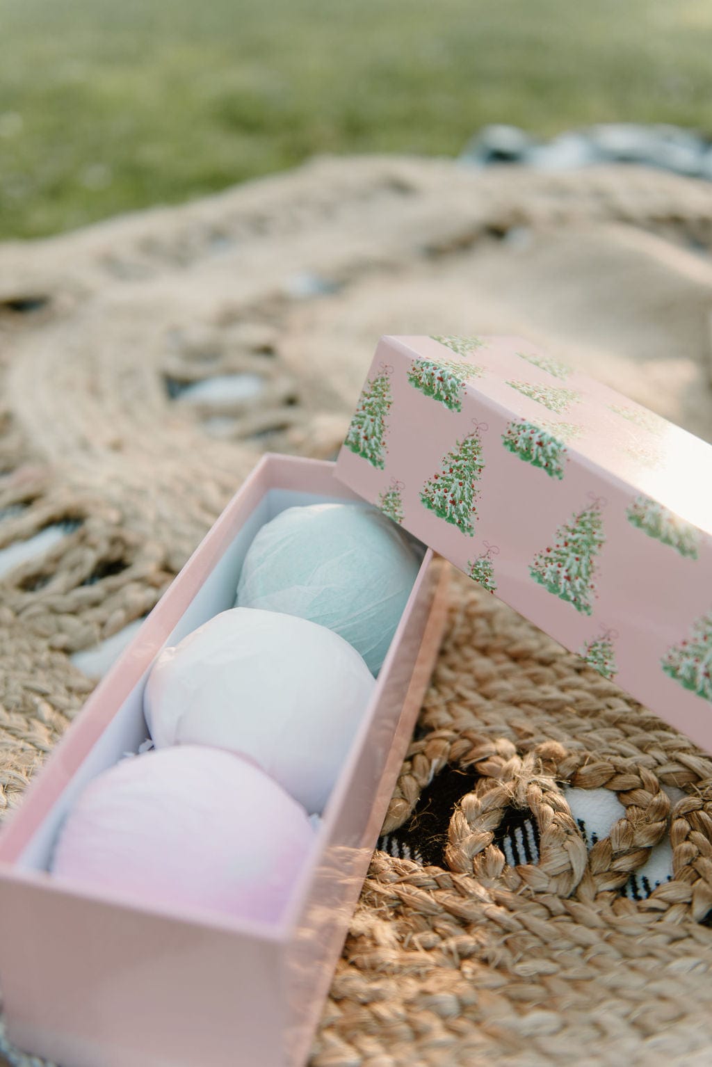 Christmas Tree Bath Bomb Set - Holiday Scented Bath Bombs for Relaxation & Gifts | Perfect for Spa Nights & Christmas Celebrations