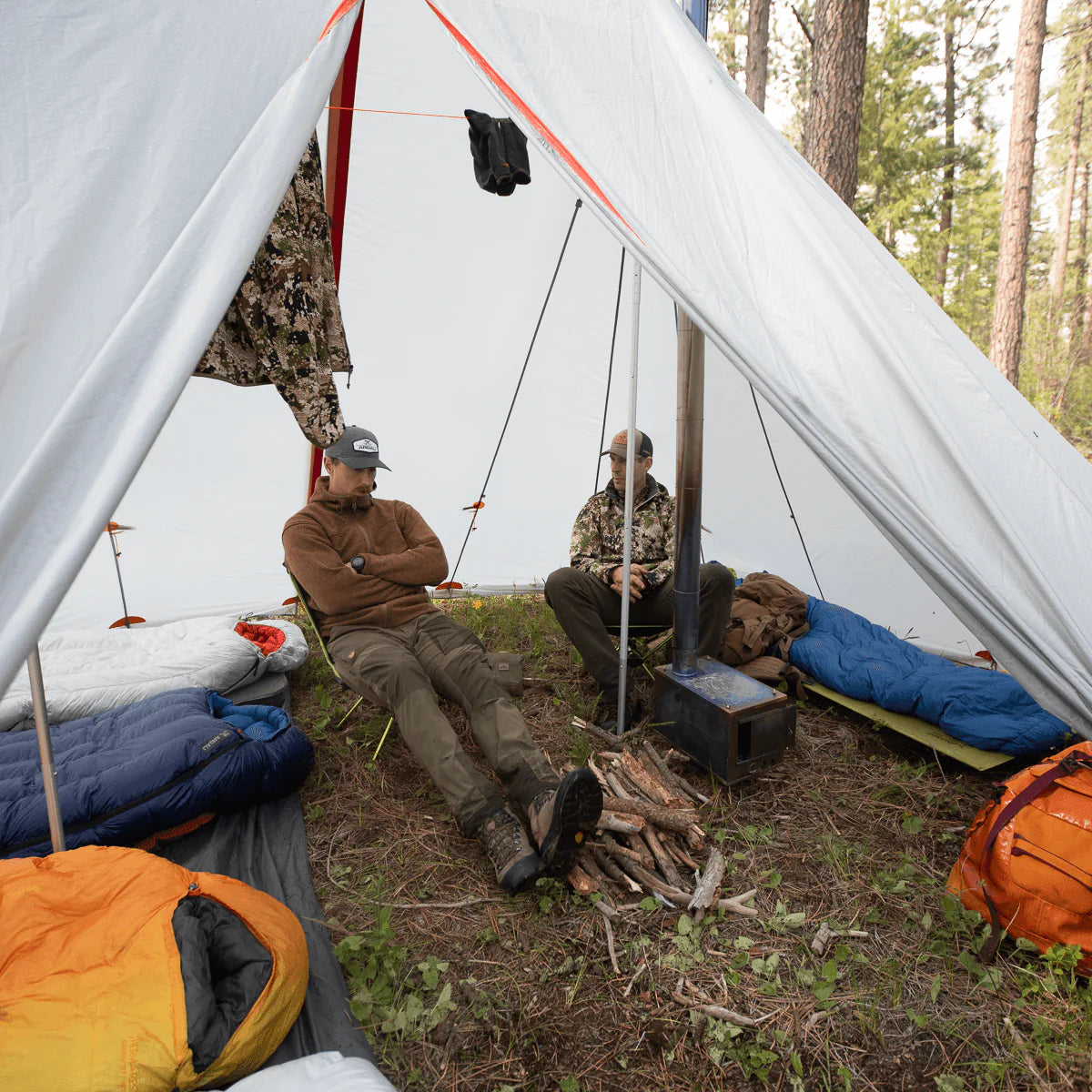 Argali Yukon 8-Person Camping Tent - Waterproof Family Tent for Outdoor Adventures, Hiking & Backpacking Trips