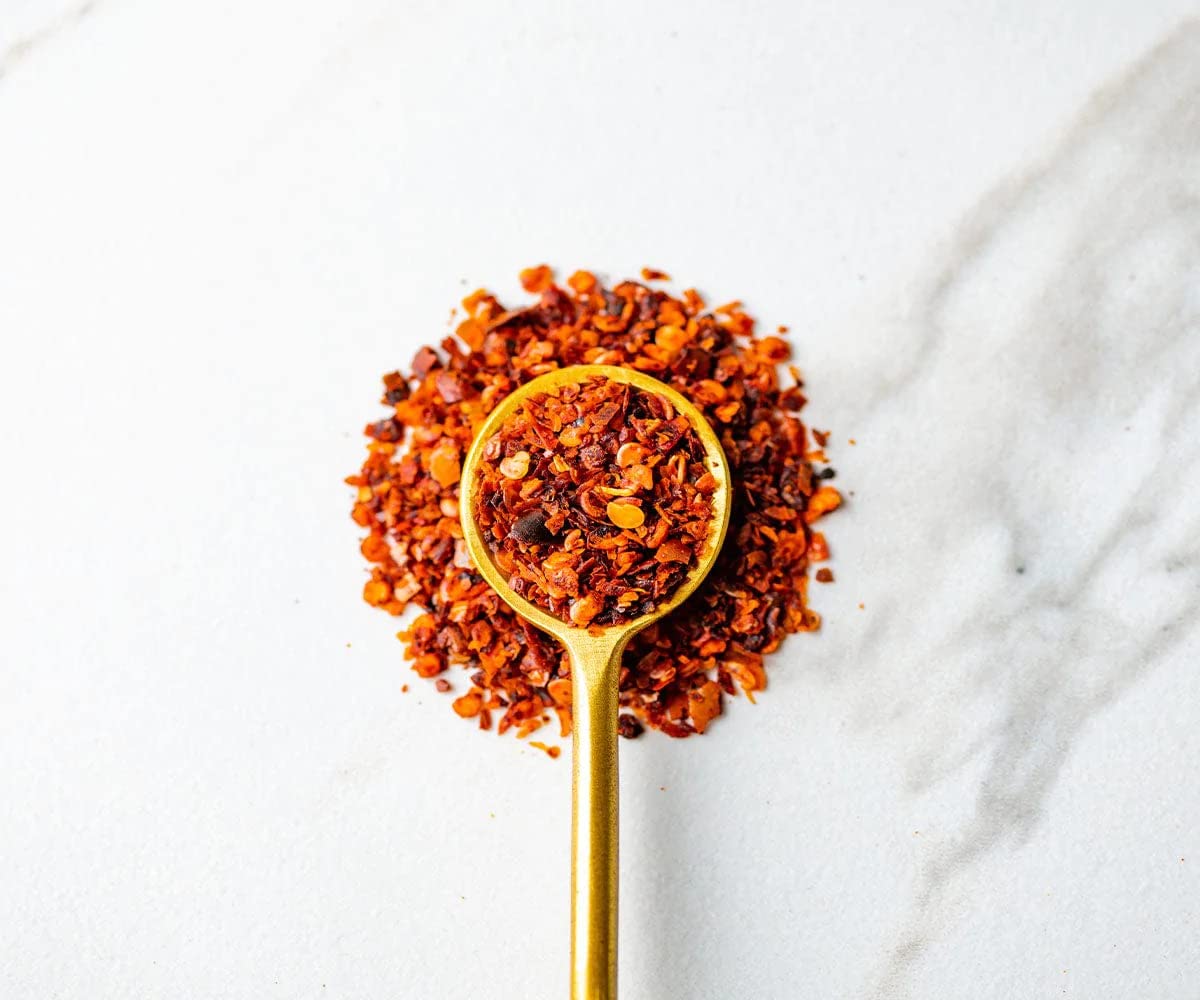 Premium Aleppo Pepper Flakes - Savory Middle Eastern Halaby Chili Spice | Moderately Hot Crushed Red Pepper Seasoning (3.4oz/1 Cup) - Perfect for Pizza, Pasta, Grilled Meats & Mediterranean Dishes