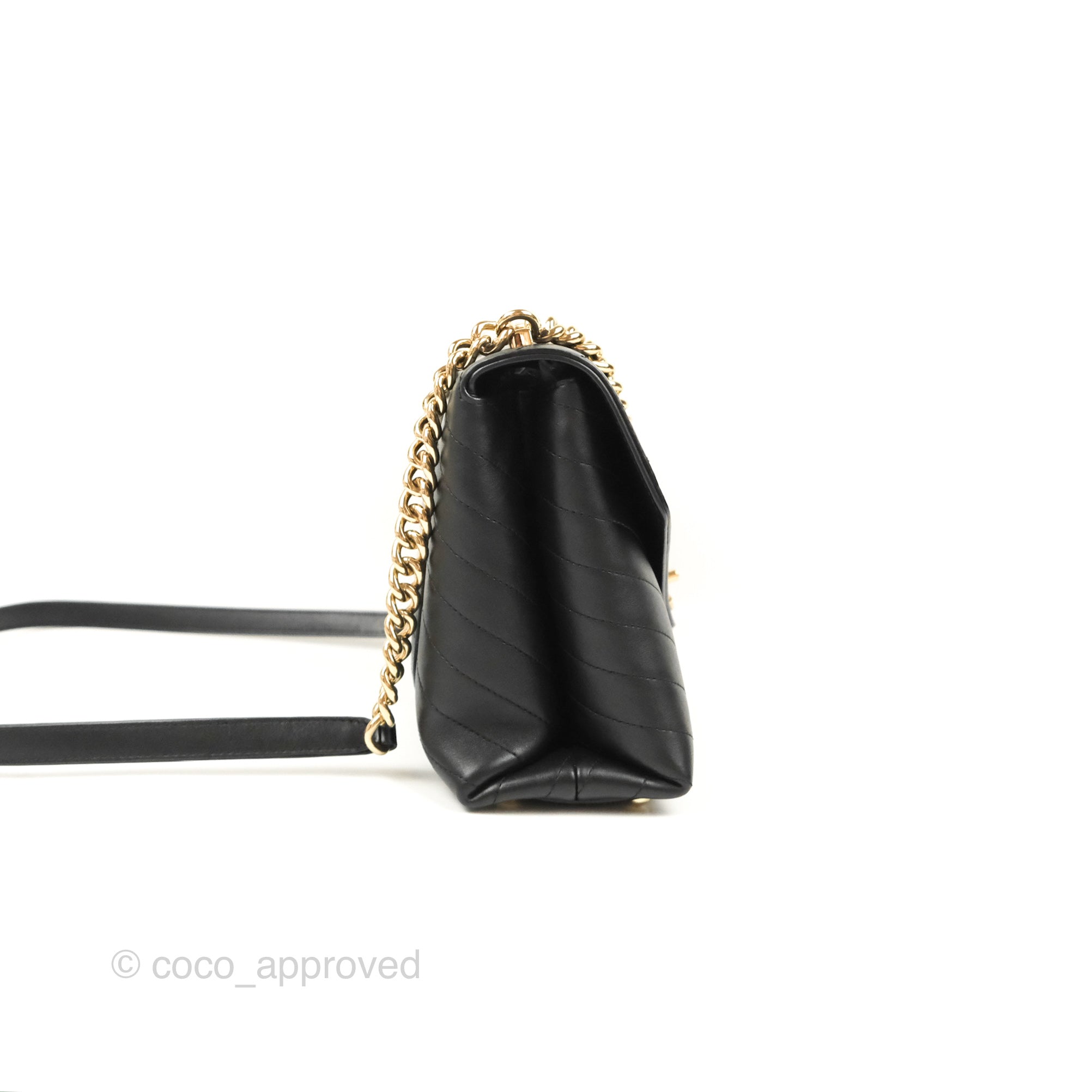 Chanel Chevron Stitched Coco Flap Bag in Black Calfskin with Gold Hardware - Luxury Crossbody Purse for Women, Perfect for Evening Events & Date Nights