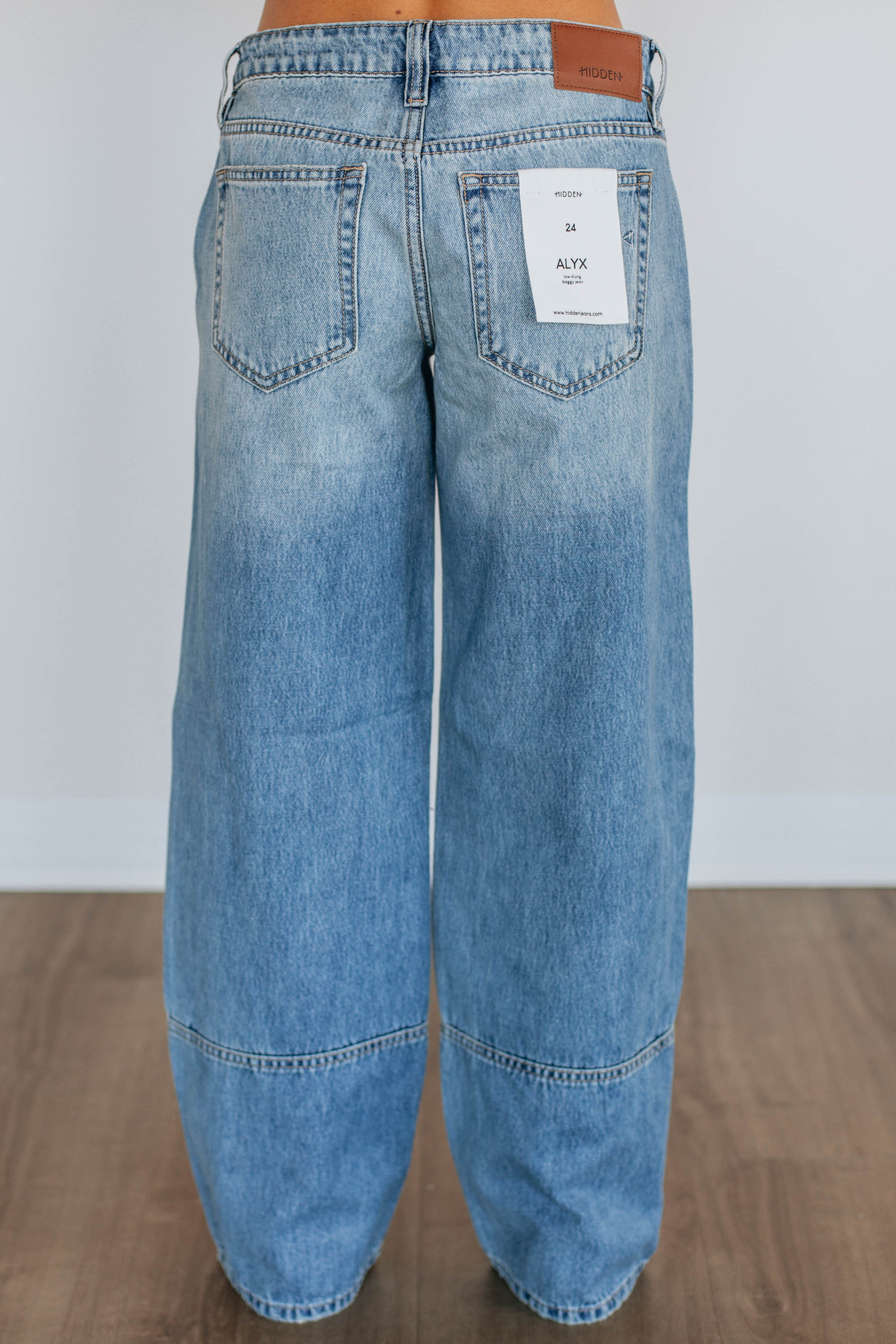 Alyx Hidden Jeans Curveball - High Waist Distressed Denim Pants for Women | Perfect for Streetwear, Night Out & Casual Fashion