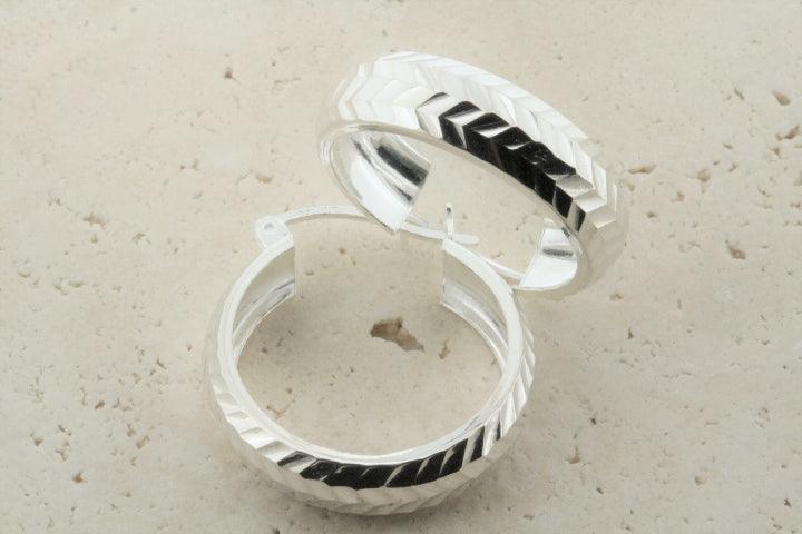 Diamond Cut Hoop Earrings 20mm - Premium Sterling Silver Huggie Hoops for Women, Perfect for Everyday Wear & Special Occasions