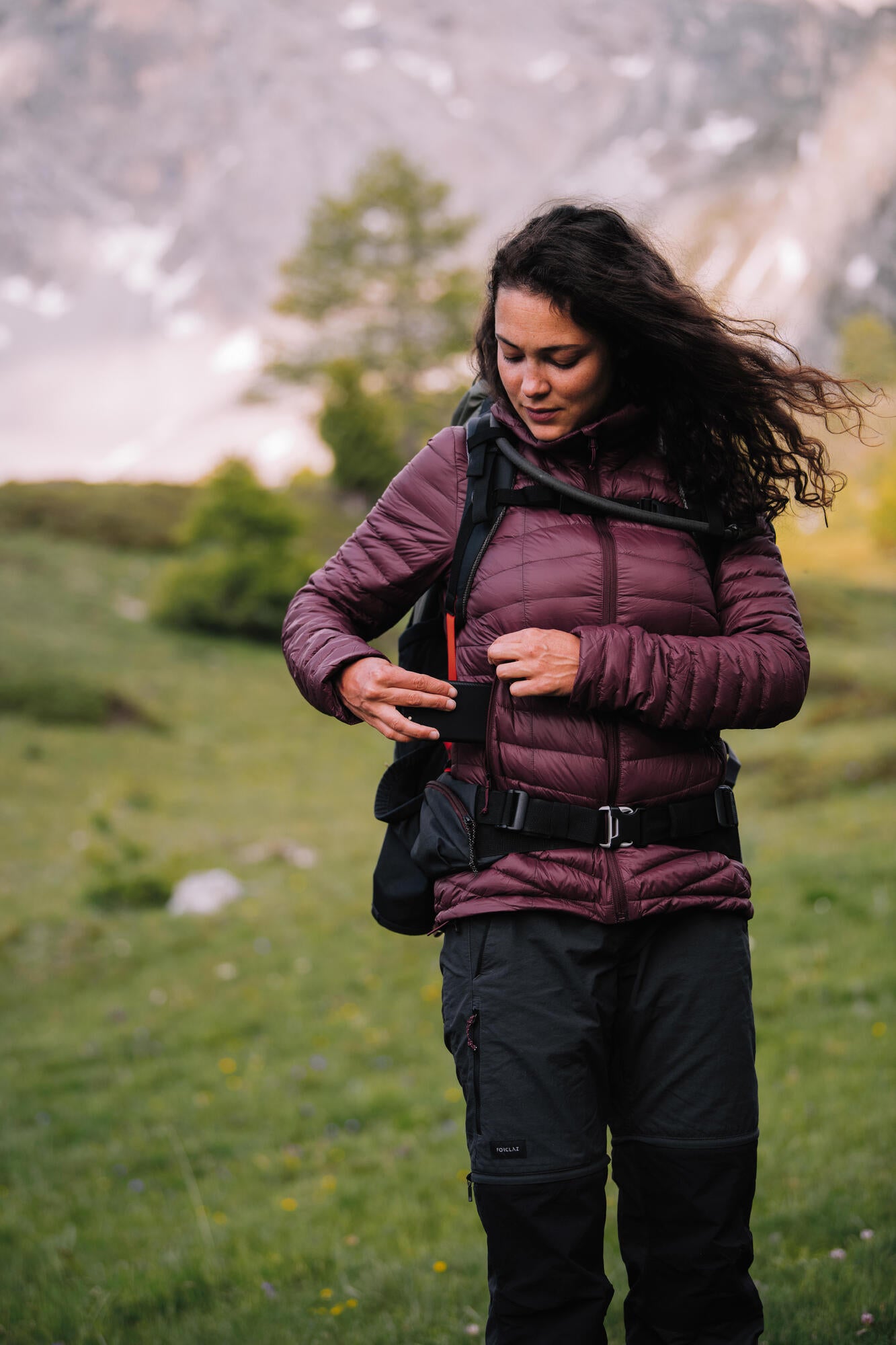 Simond Women's MT100 Easyfit 60L Backpacking Pack - Lightweight Hiking Backpack for Women with Adjustable Straps - Perfect for Camping, Trekking & Outdoor Adventures