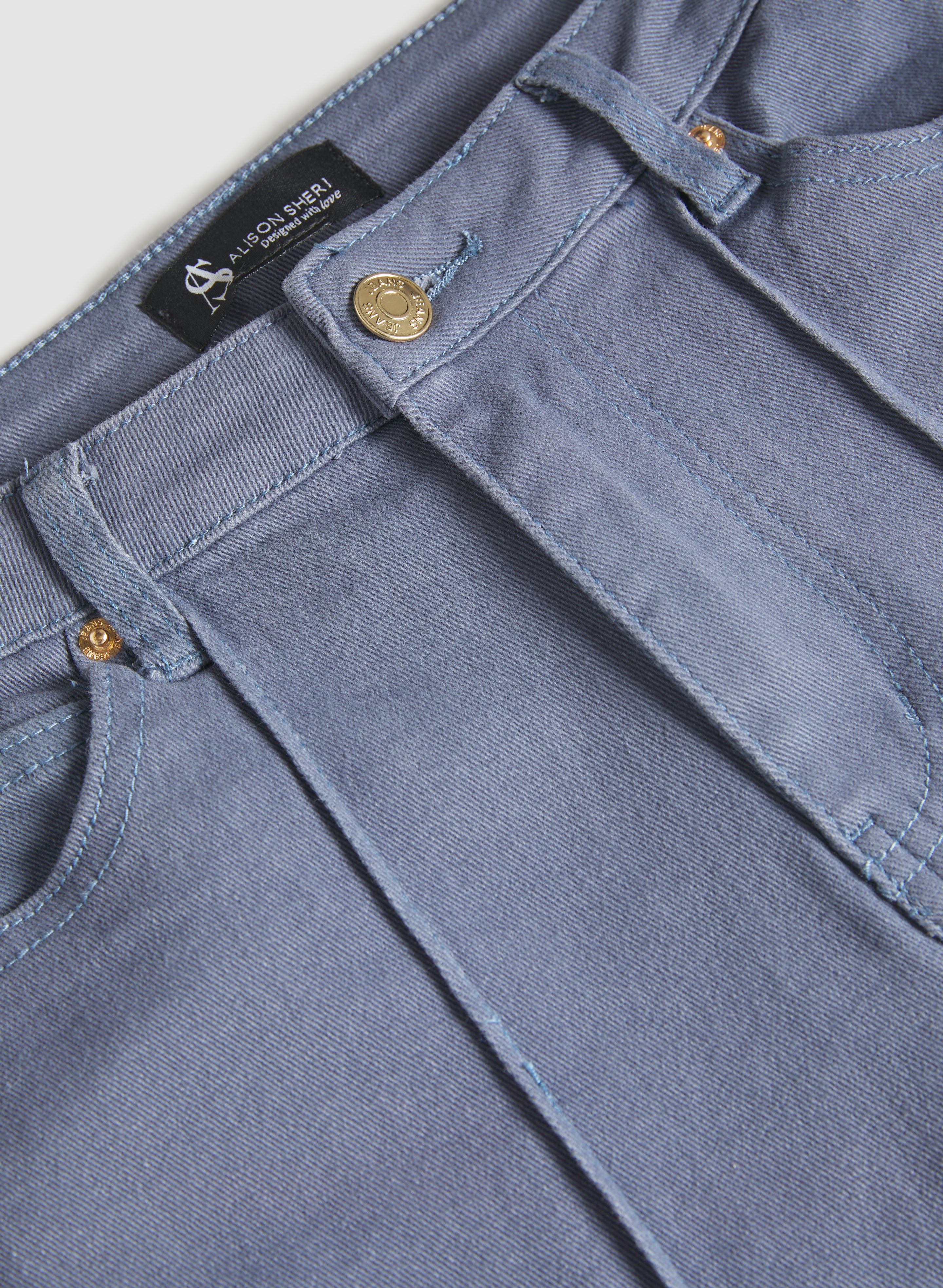 Stylish Cropped Flare Leg Jeans for Women - High Waisted Denim Pants with Stretch - Perfect for Casual Outfits & Boho Chic Style