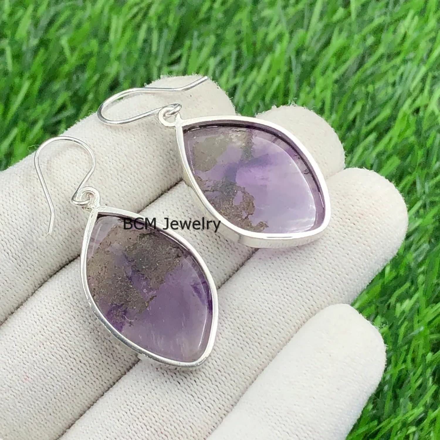 925 Sterling Silver Amethyst Earrings for Women - February Birthstone Jewelry, Bridesmaid Gift, Christmas Present for Her - Perfect for Weddings, Parties & Special Occasions