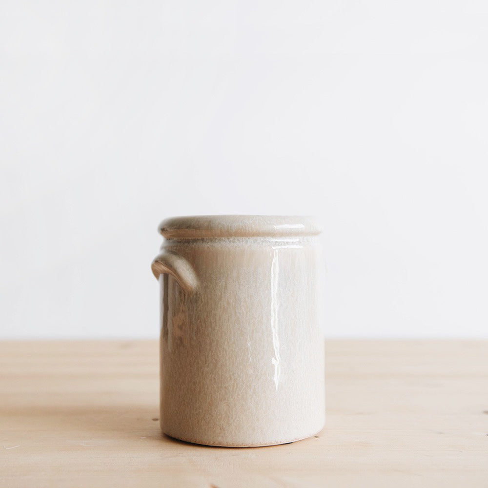 Premium Beige Ceramic Crock Pot - 5 Quart Stoneware Slow Cooker for Soups, Stews & Meal Prep | Rustic Kitchen Decor & Dinner Party Serving Dish