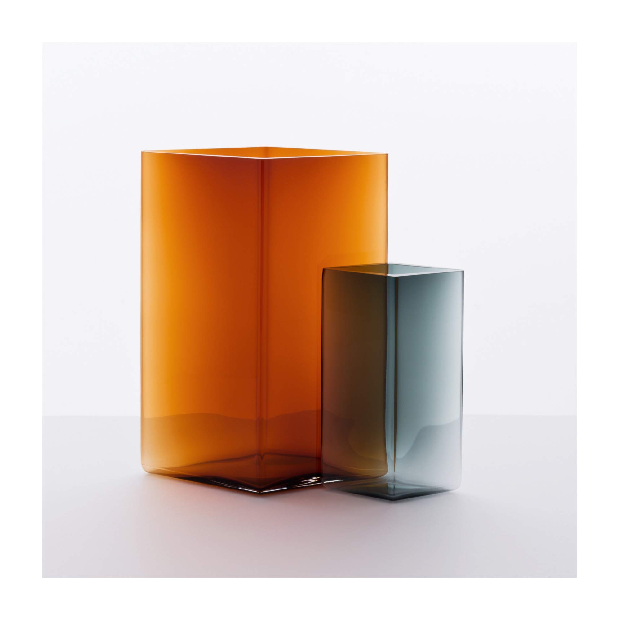Iittala Ruutu Vase 8.1 x 10.6 Inches Copper - Modern Scandinavian Glass Vase for Home Decor, Wedding Centerpiece & Luxury Gift (Model 1015593)