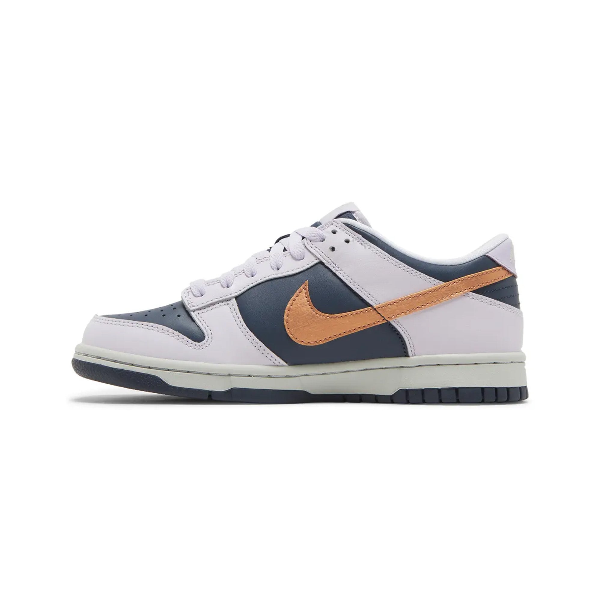 Nike Dunk Low SE 'Copper Swoosh' GS Sneakers (2022) - Women's Basketball Shoes for Casual Wear & Street Fashion
