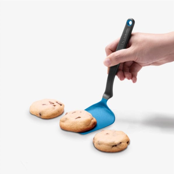 Dreamfarm Mini Chopula - Small Silicone Spatula for Cooking, Baking, Mixing - Perfect for Non-Stick Pans, Bowls & Food Prep - Blue Kitchen Utensil