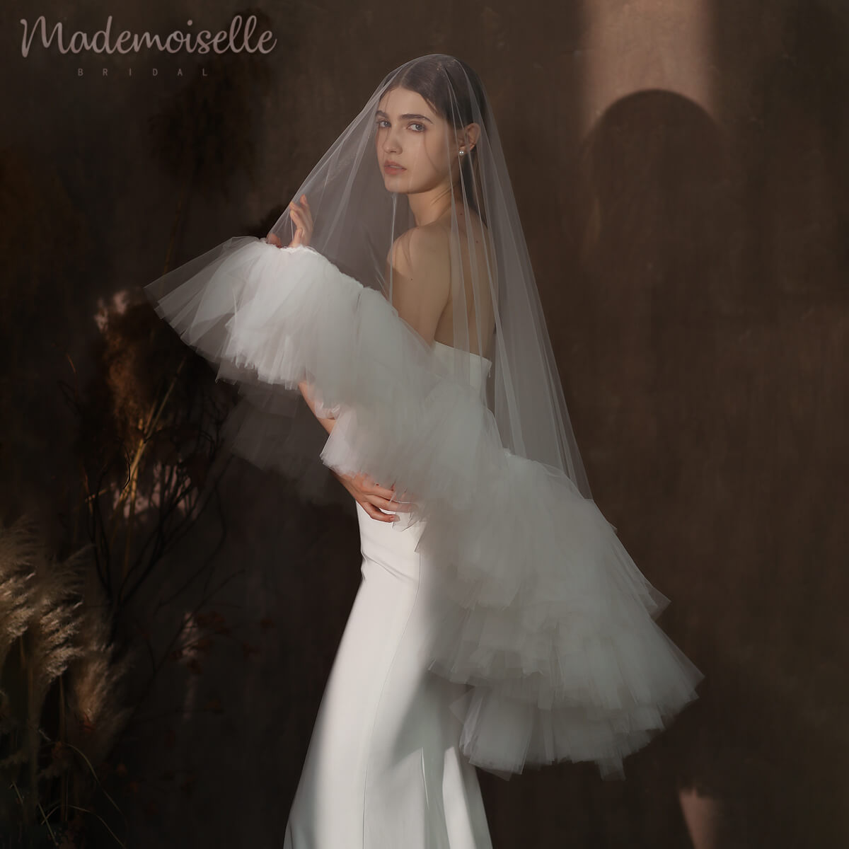 Ella Veil - Elegant Bridal Veil for Weddings & Special Occasions | Perfect for Brides, Prom & Formal Events