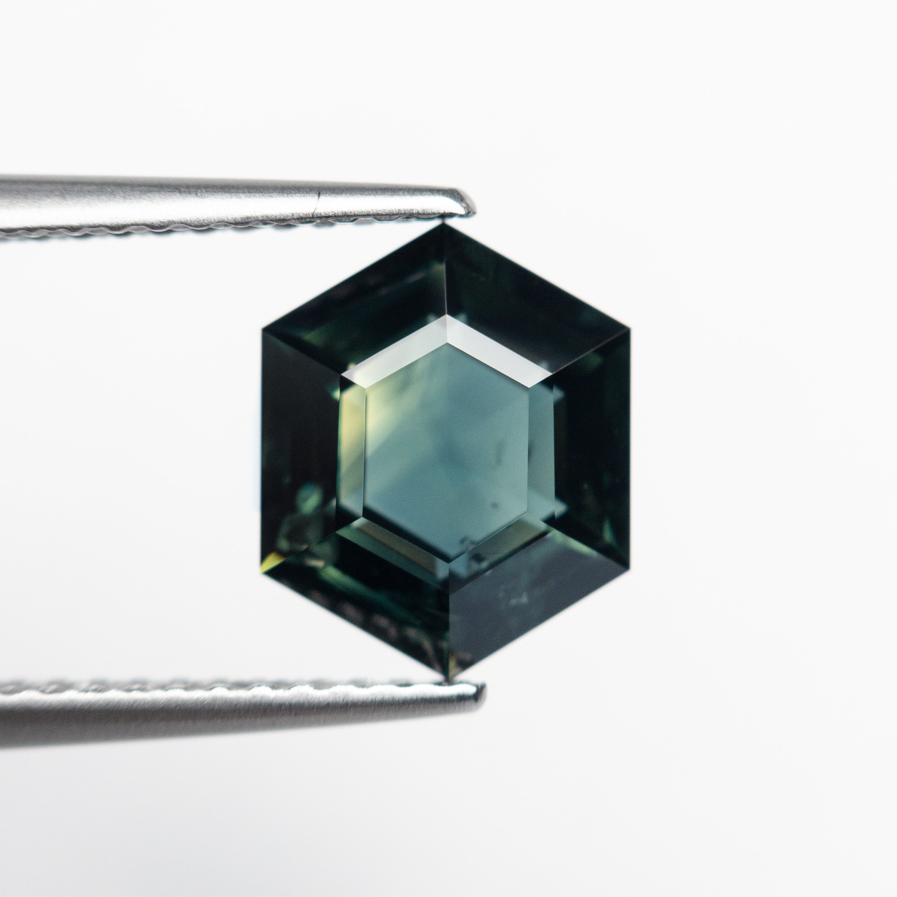 2.77ct Natural Hexagon Step Cut Blue Sapphire Gemstone - 9.86x7.96x4.28mm for Jewelry Making, Engagement Rings & Fine Collections
