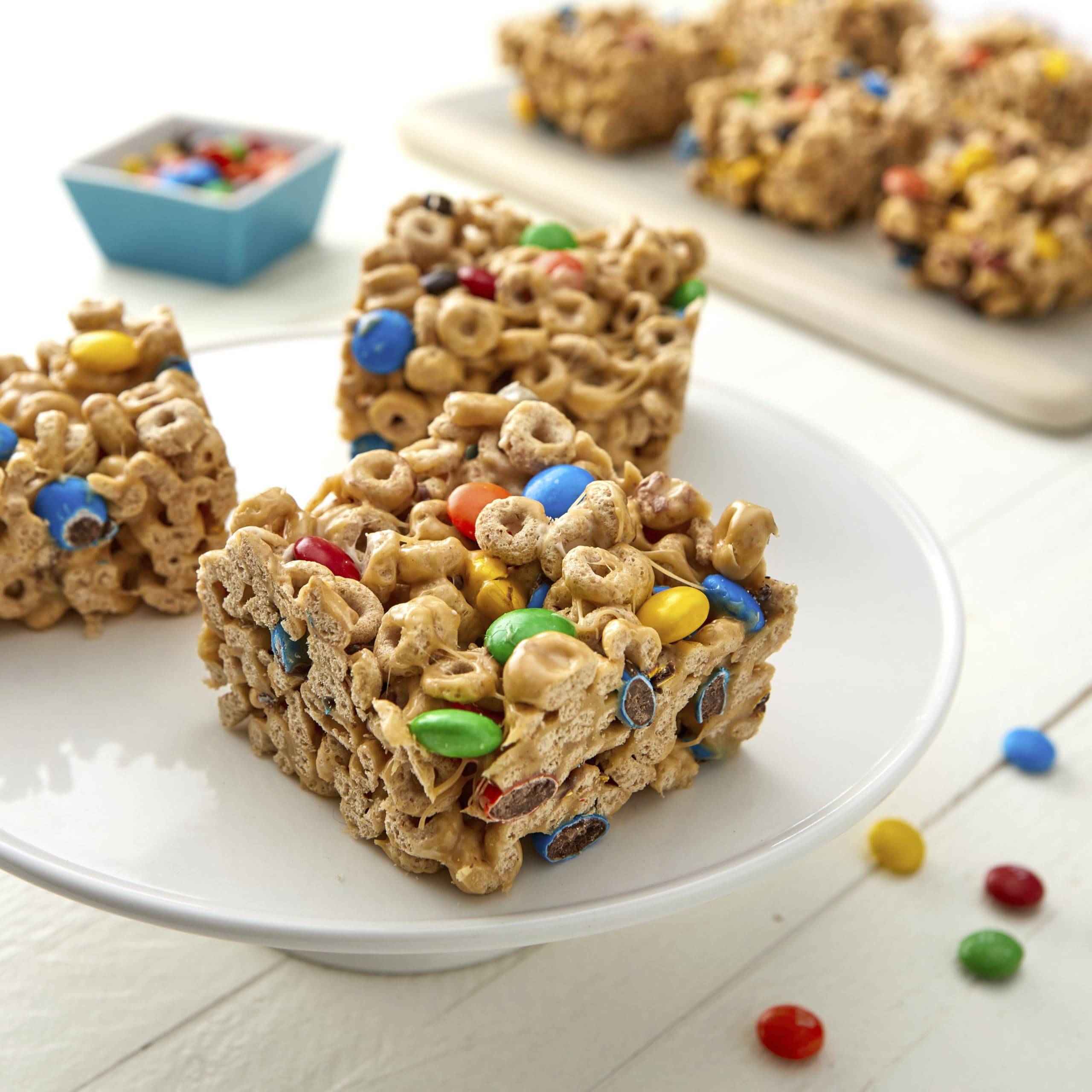 Cheerios Breakfast Cereal Bulk Pack - 29 Oz (Pack of 4) | Whole Grain Oats, Gluten Free | Perfect for Family Breakfast, School Lunches & Office Snacks