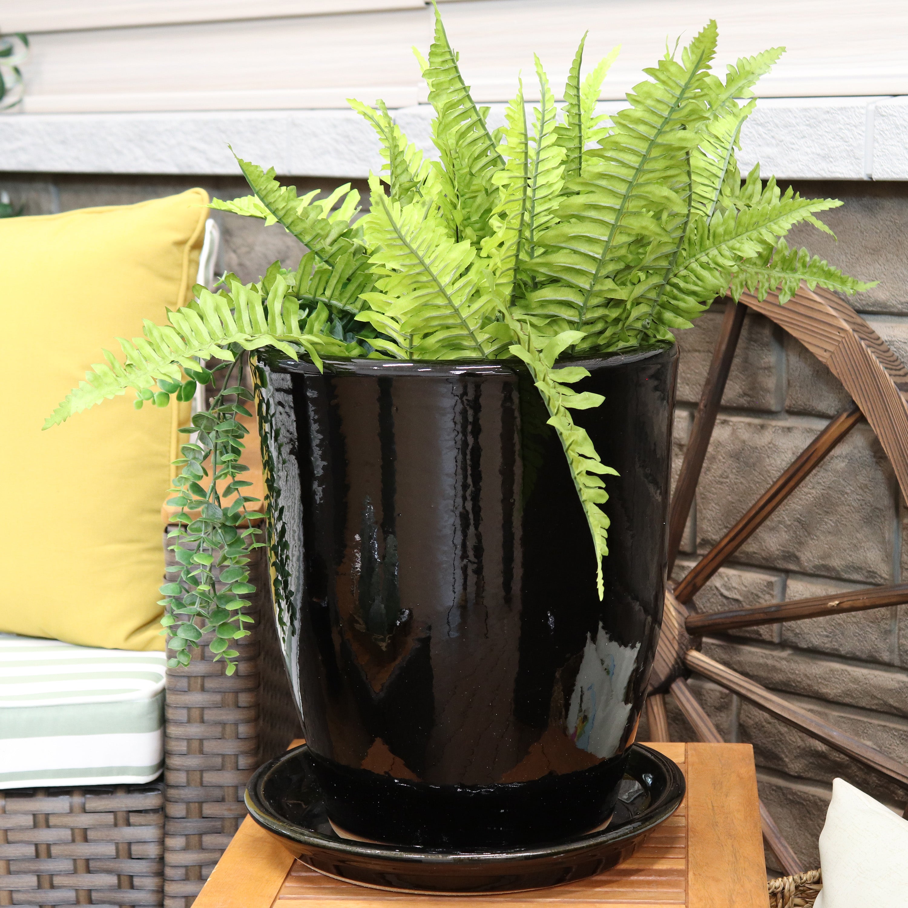 Sunnydaze Set of 2 Glazed Ceramic Planter Saucers - 6 Inch Flower Pot Trays for Indoor & Outdoor Plants - Perfect for Drainage and Protecting Surfaces