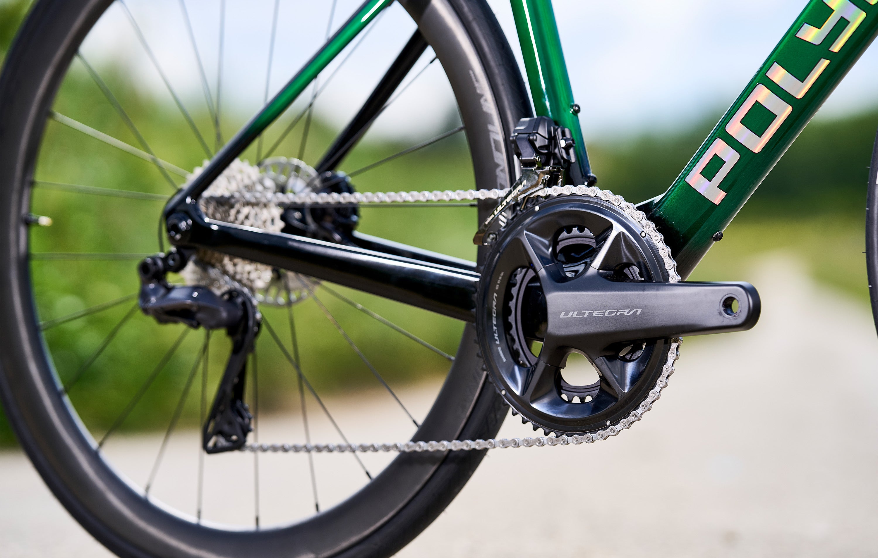 Polygon Helios A8 Ultegra Di2 Carbon Road Bike - Lightweight & Fast for Racing & Endurance - Perfect for Road Cycling & Triathlons
