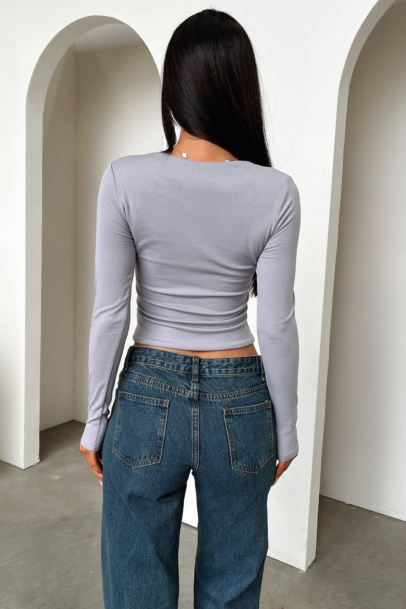 Stylish Andre Long Sleeve Top for Women - Soft Grey Casual Blouse | Perfect for Office Wear, Date Nights & Fall Layering