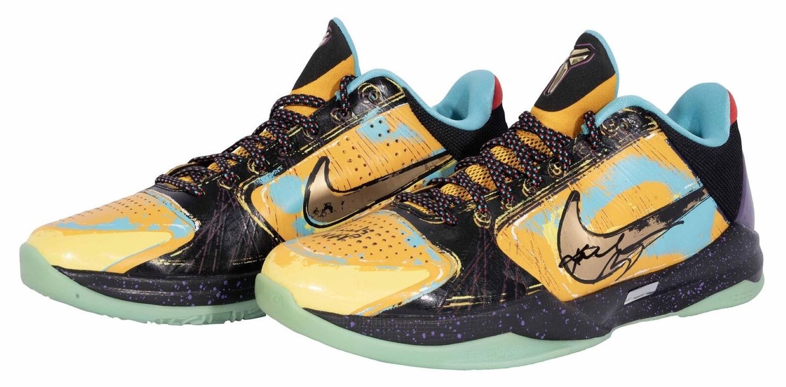 Authentic Kobe Bryant Signed Nike Zoom Kobe V Prelude Lakers Shoes - Finals MVP Edition - Panini Certified - Collectible Basketball Memorabilia for Fans & Sports Enthusiasts